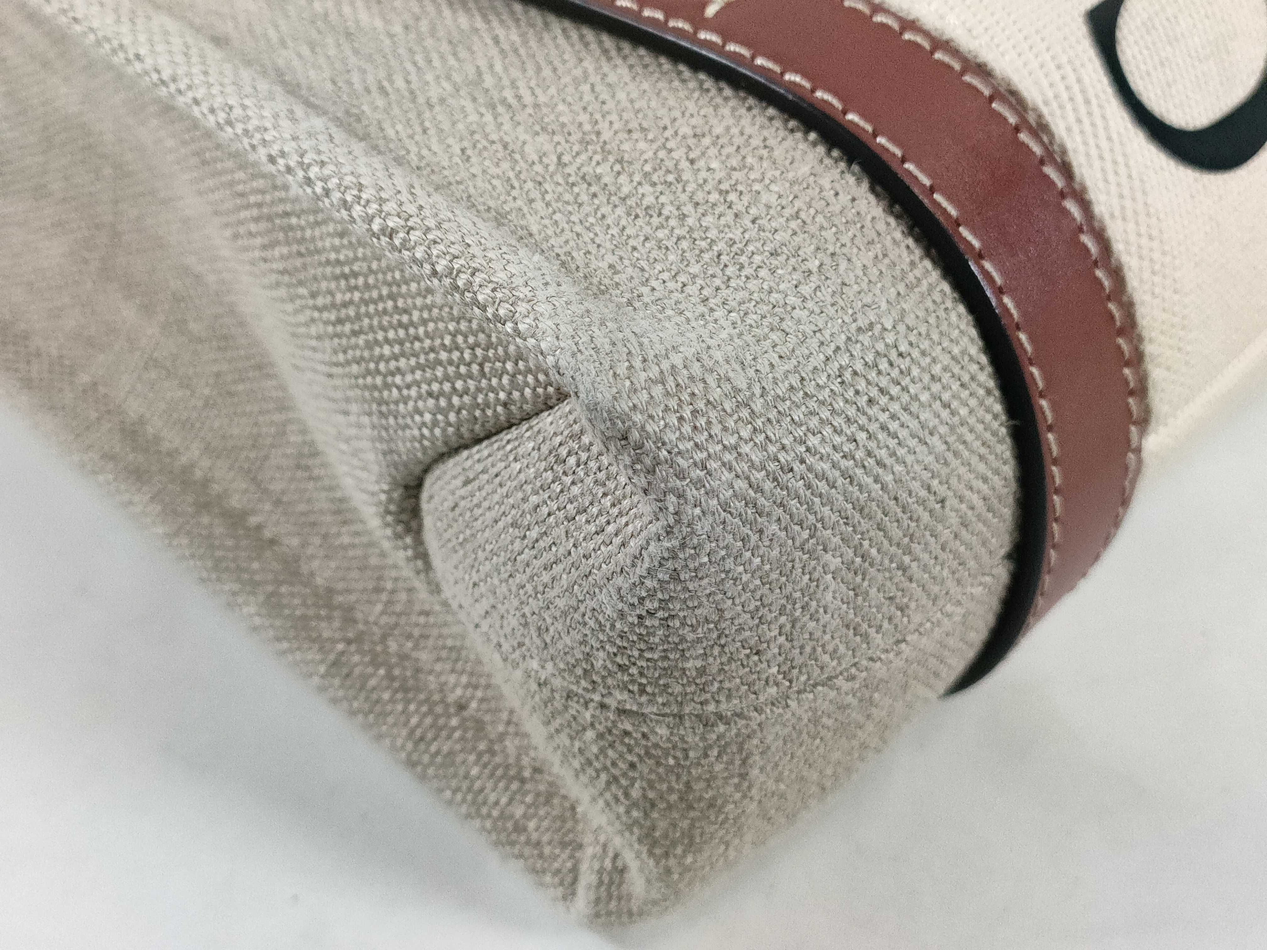 Woody Small Tote 2-Way Handbag — view 6
