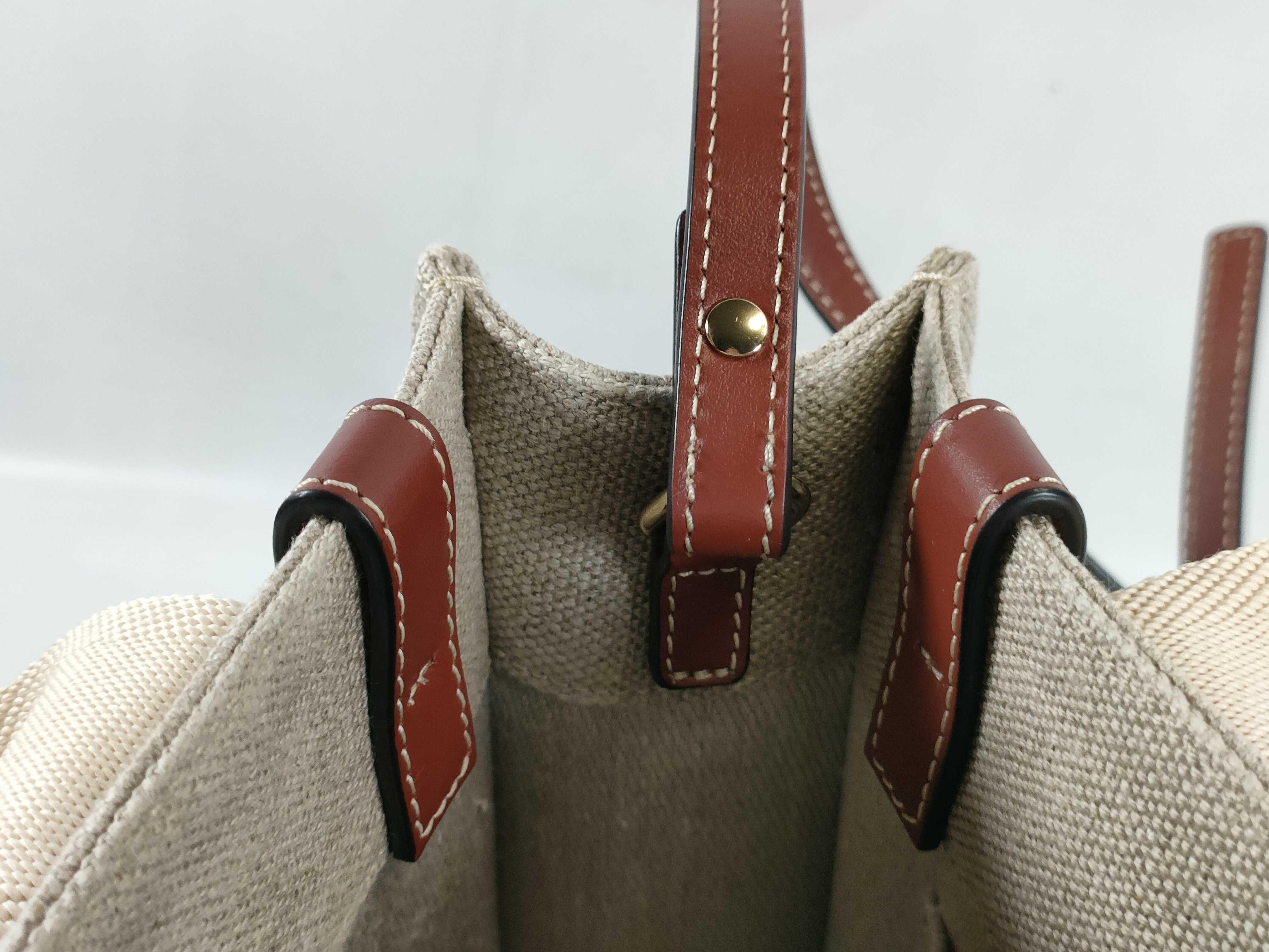 Woody Small Tote 2-Way Handbag — view 9