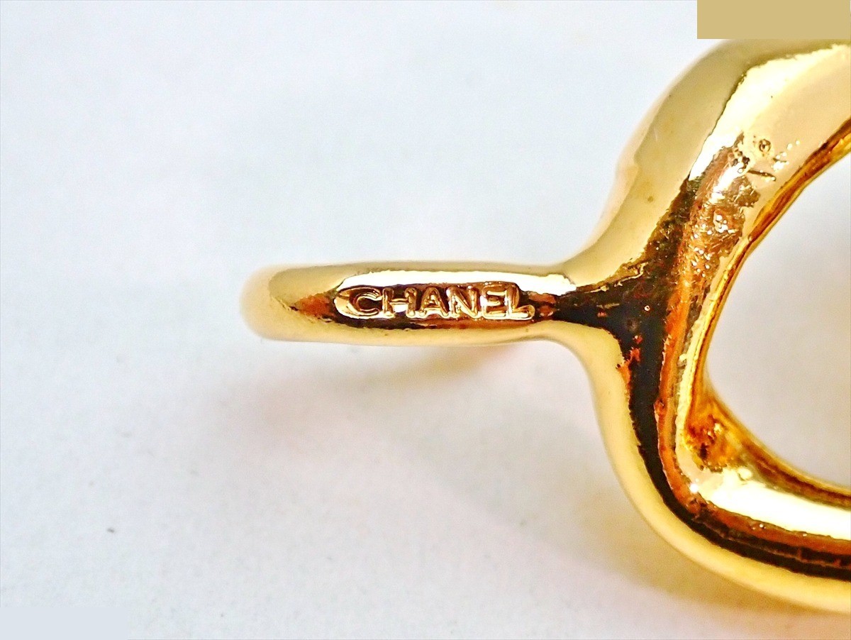 Engraved logo, large chain, with box, chain approximately 75cm long. — view 5