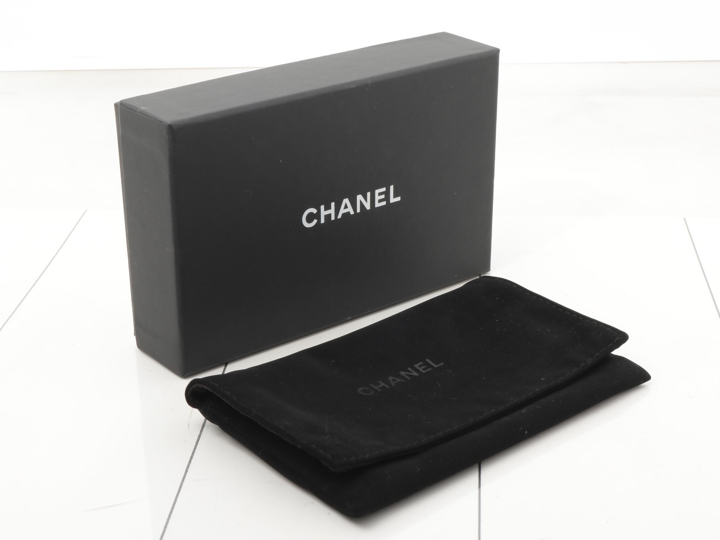Caviar Skin Card Case — view 5