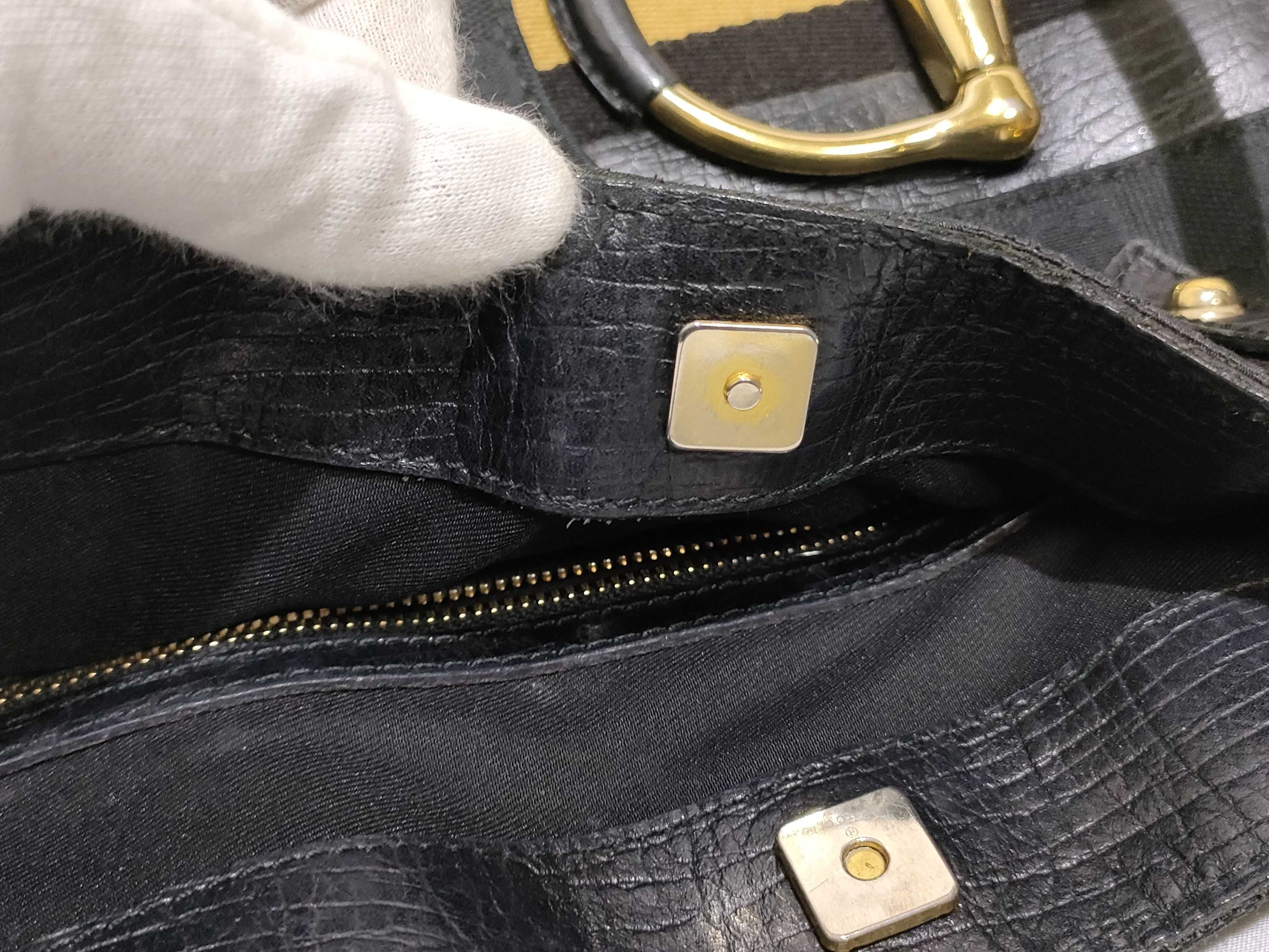 GG Canvas Gucci Handbag — view 12