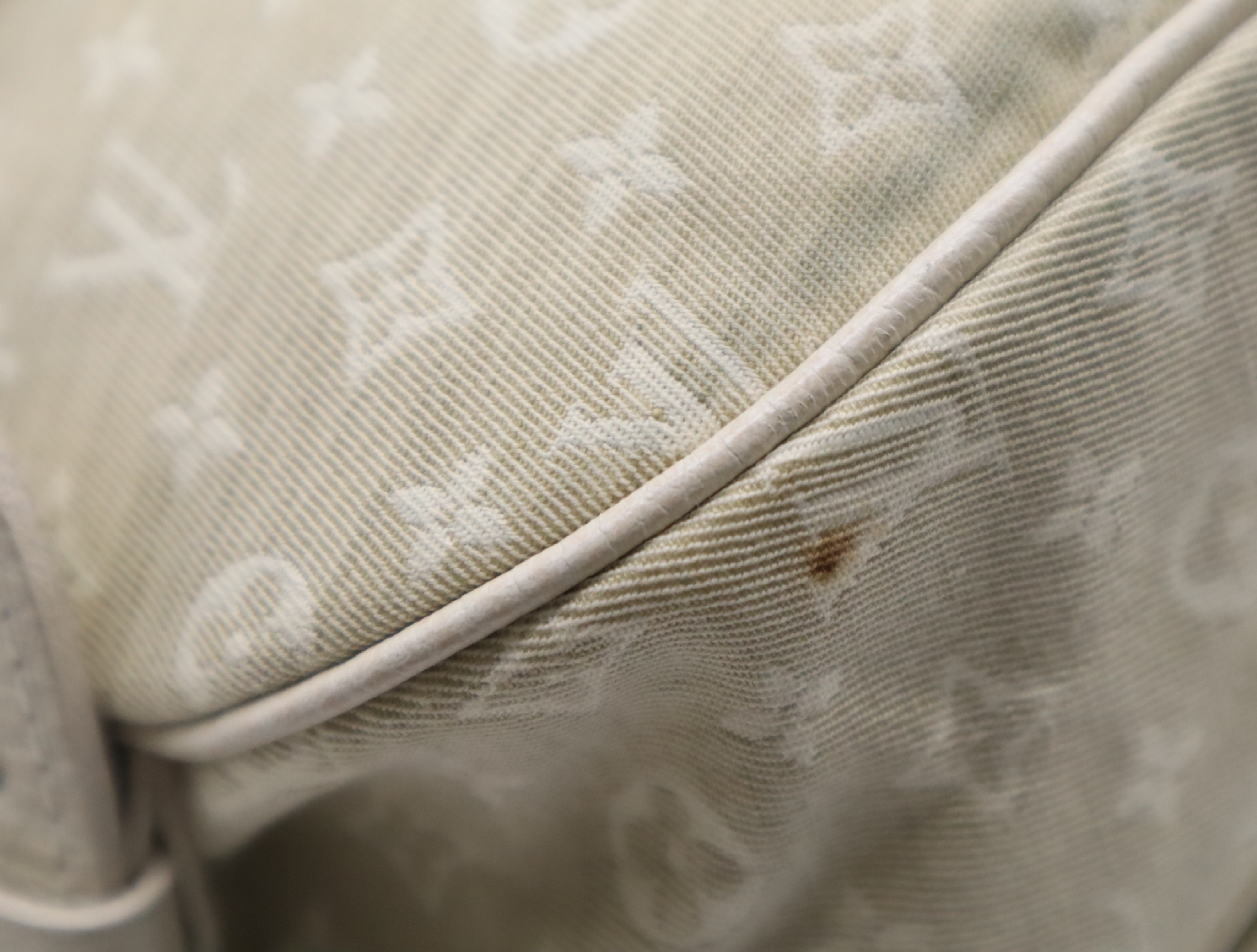 M95314 Mini L'Insaumur 30 Dune Shoulder Bag with Dust Bag — view 6