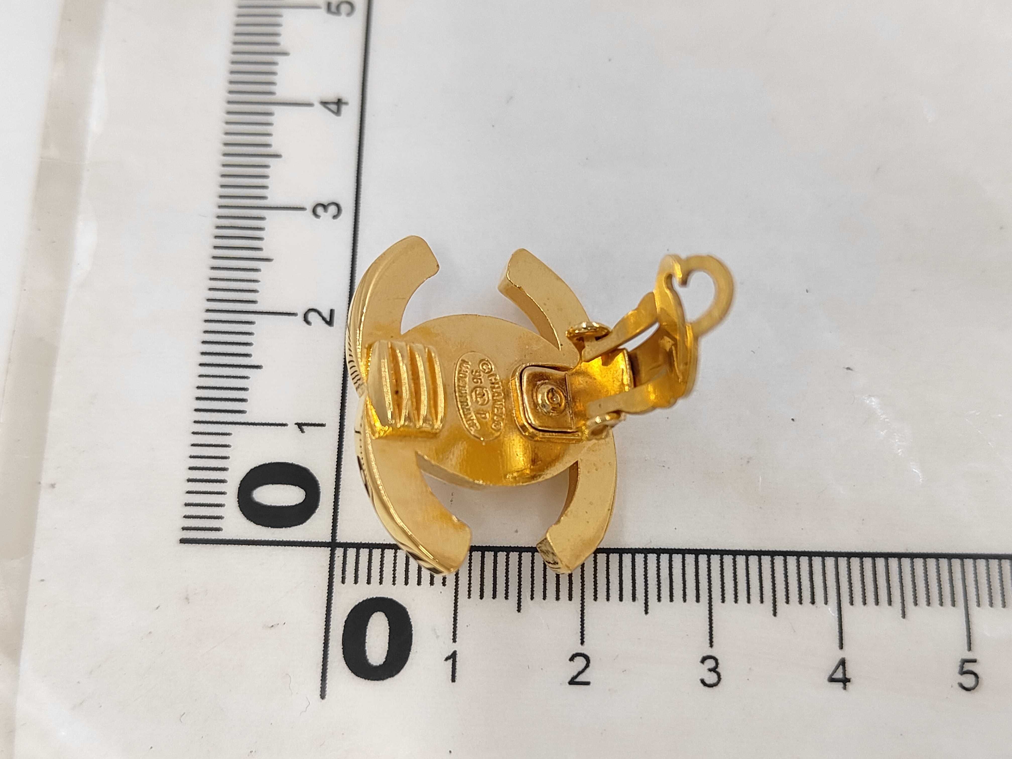 96P Coco Mark Earrings Turnlock GP Earrings — view 6