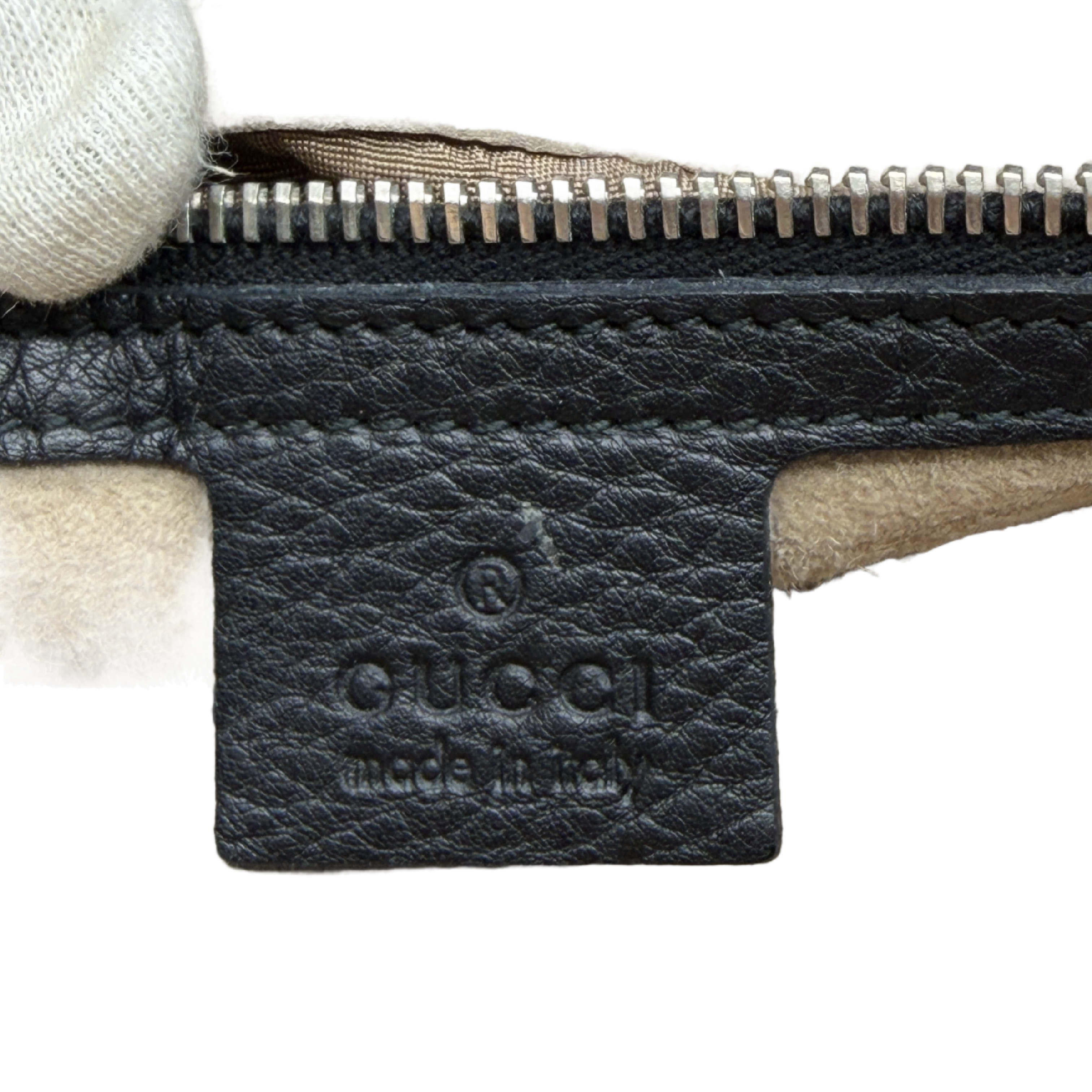 grained leather shoulder bag — view 14