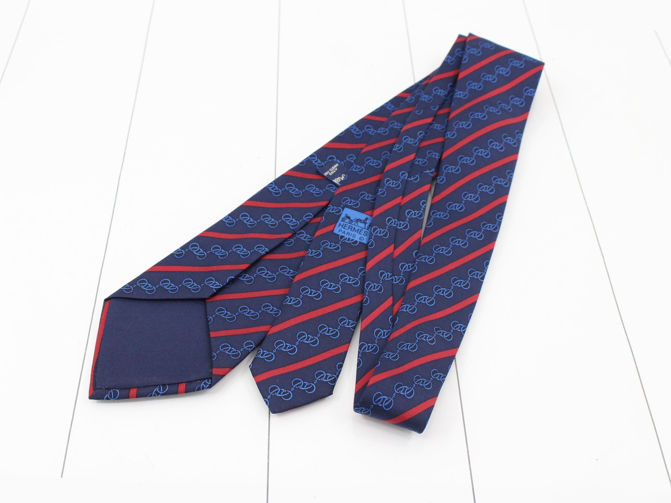 Horse harness motif tie 100% silk navy — view 2