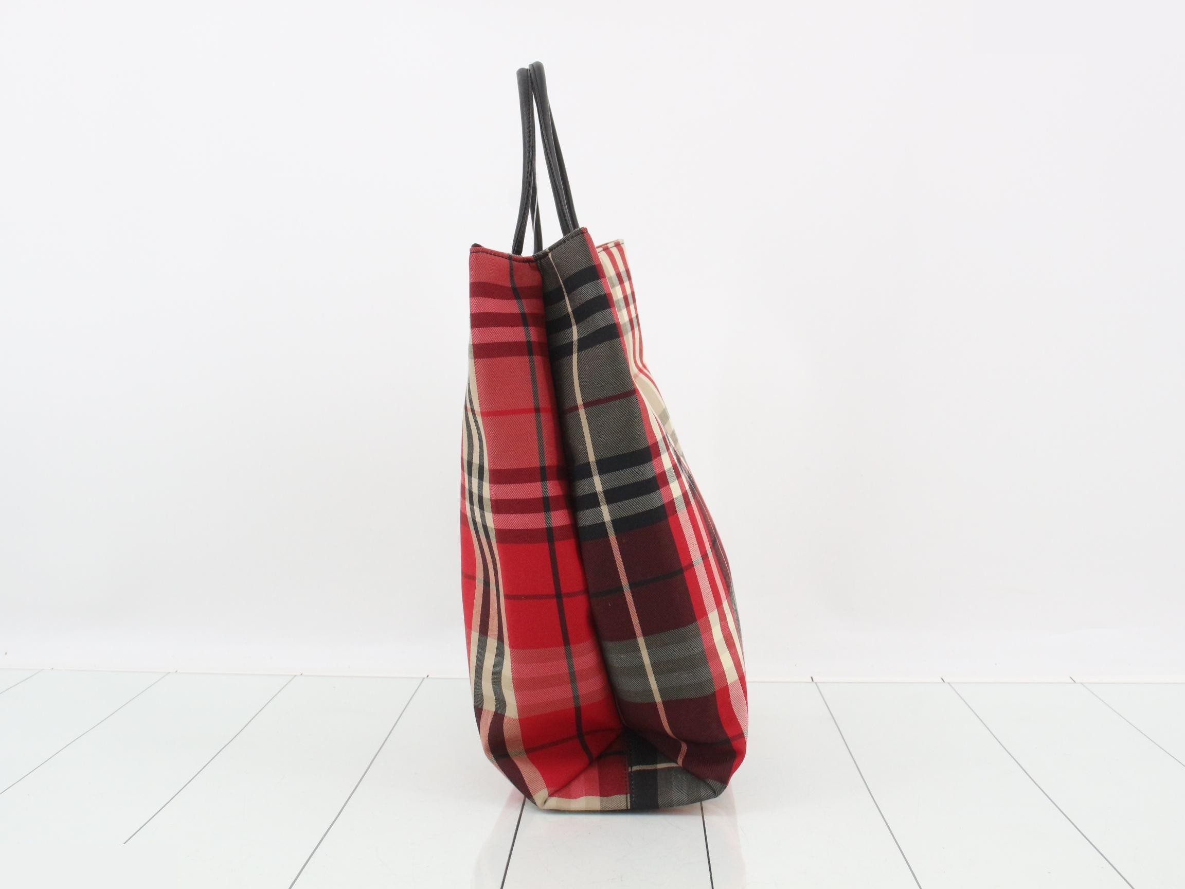 Nova Check Tote Bag — view 3
