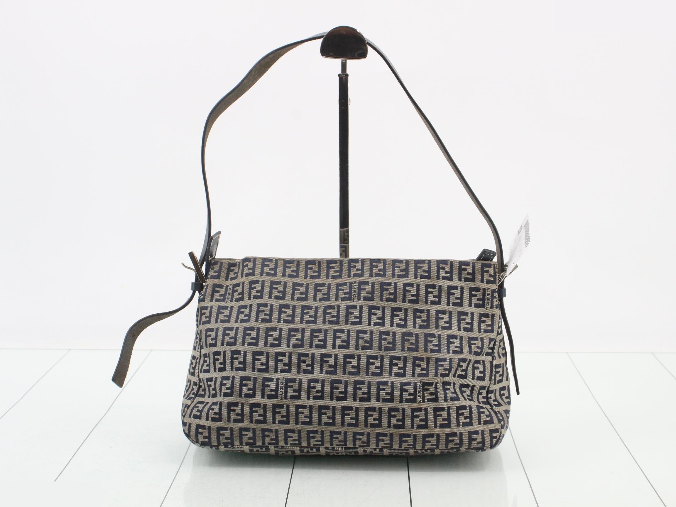 Zucchino Shoulder Bag — view 2