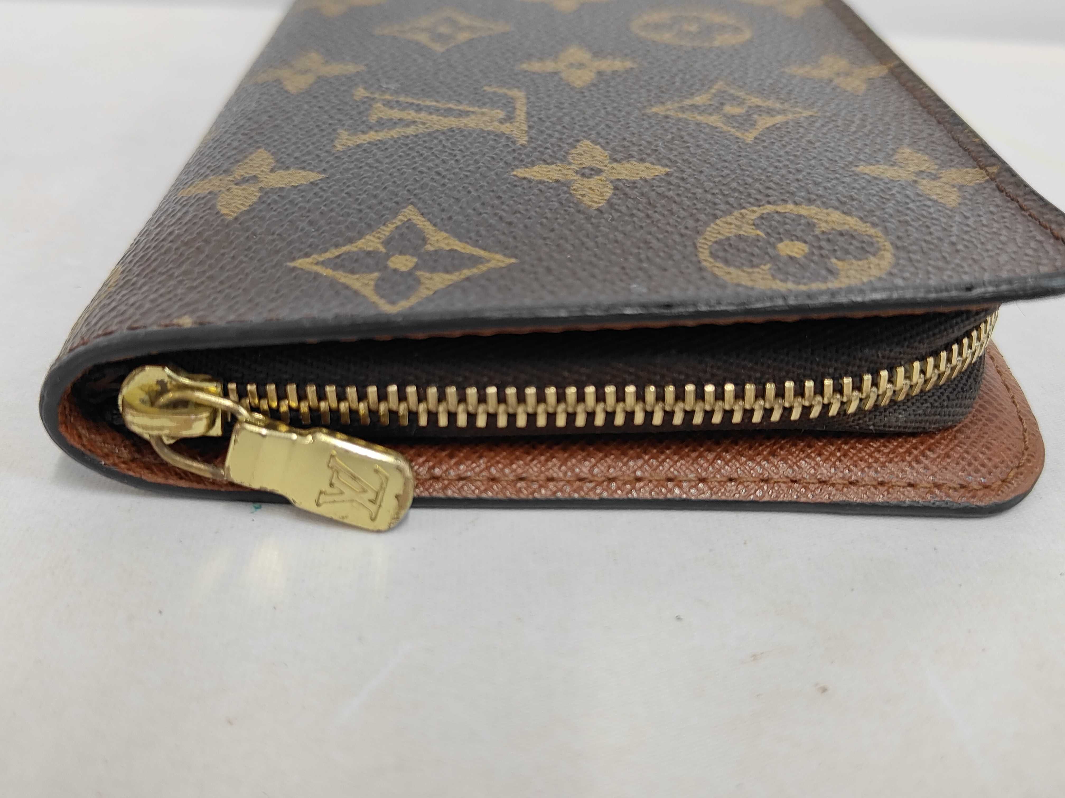 Round Zip Wallet — view 5
