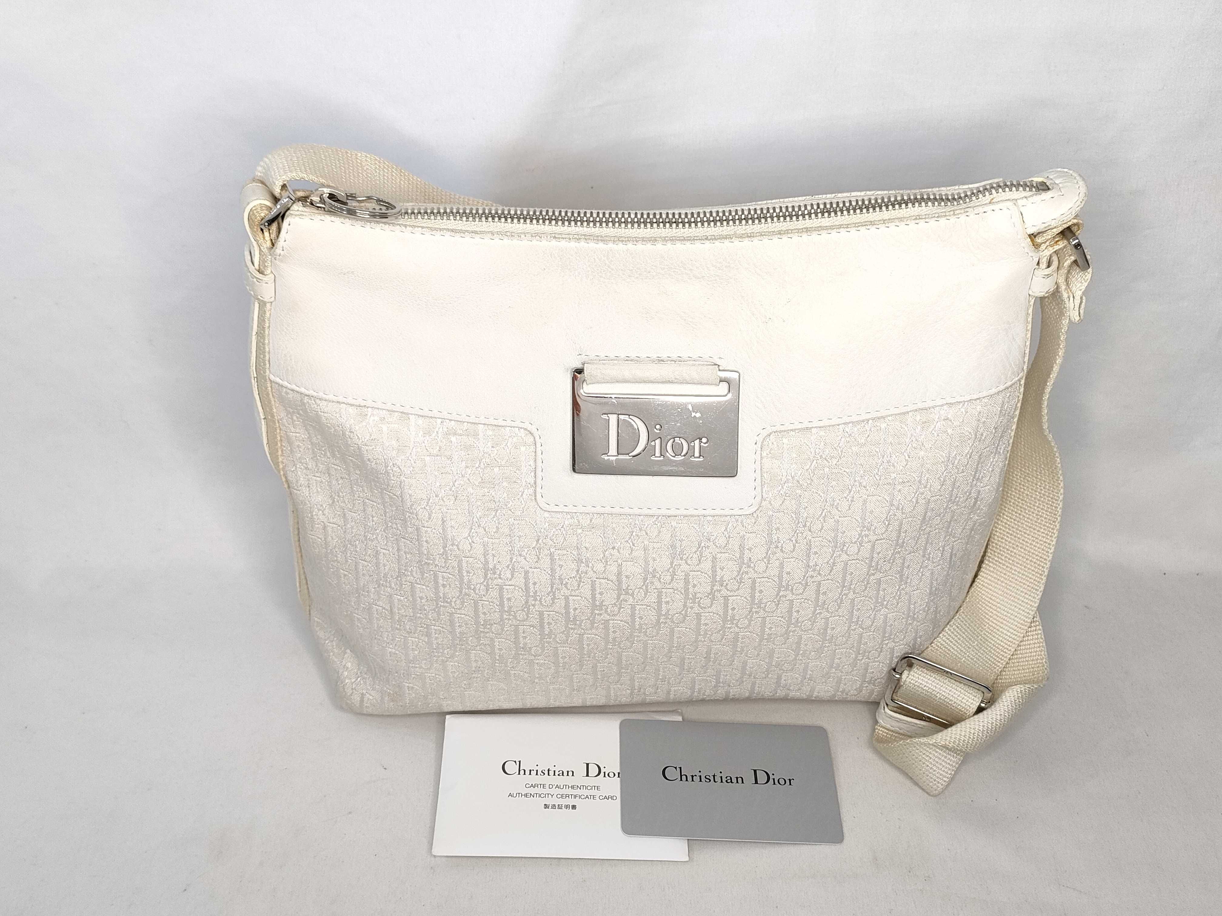 Trotter Shoulder Bag, White