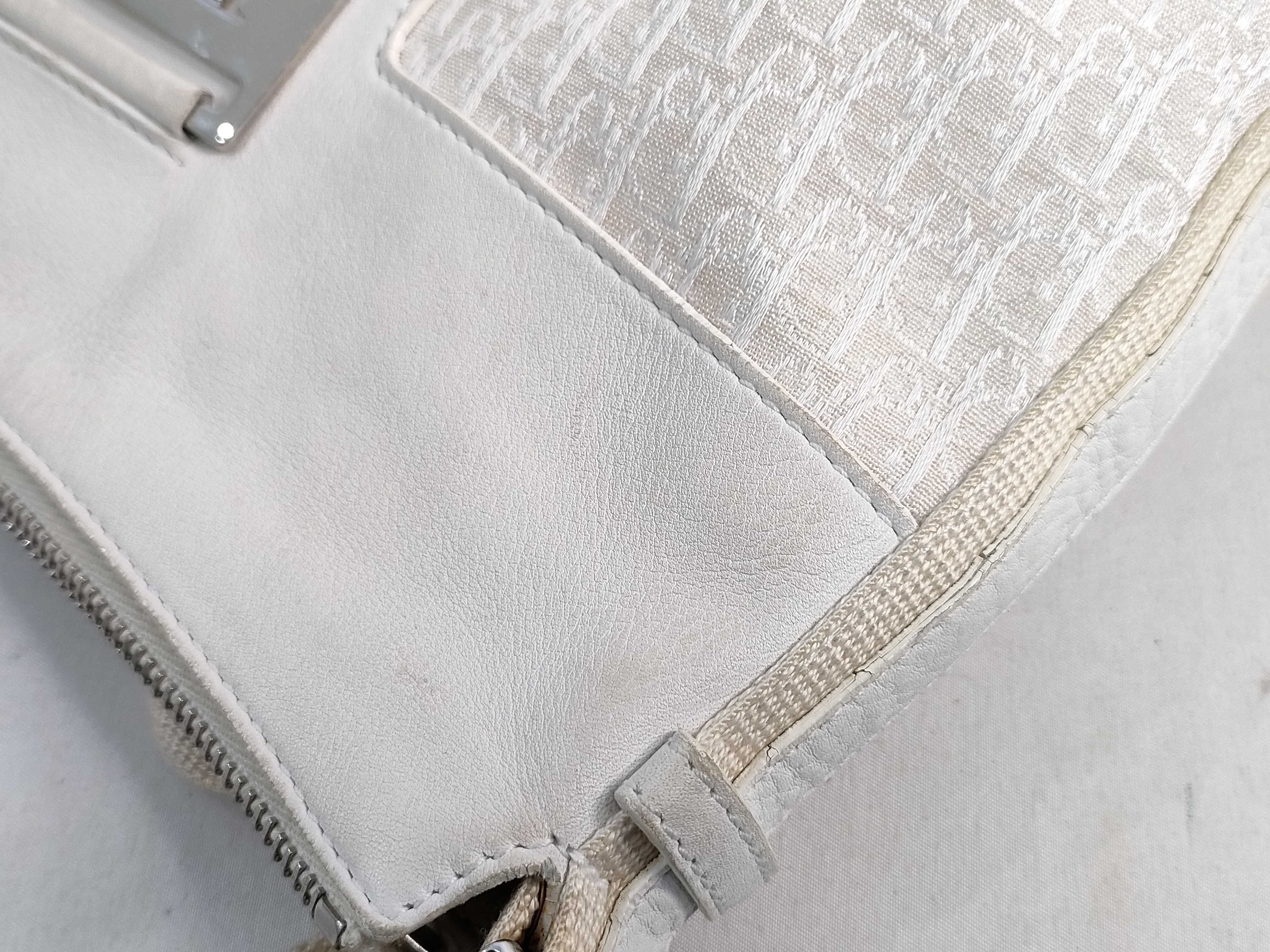 Trotter Shoulder Bag, White — view 14