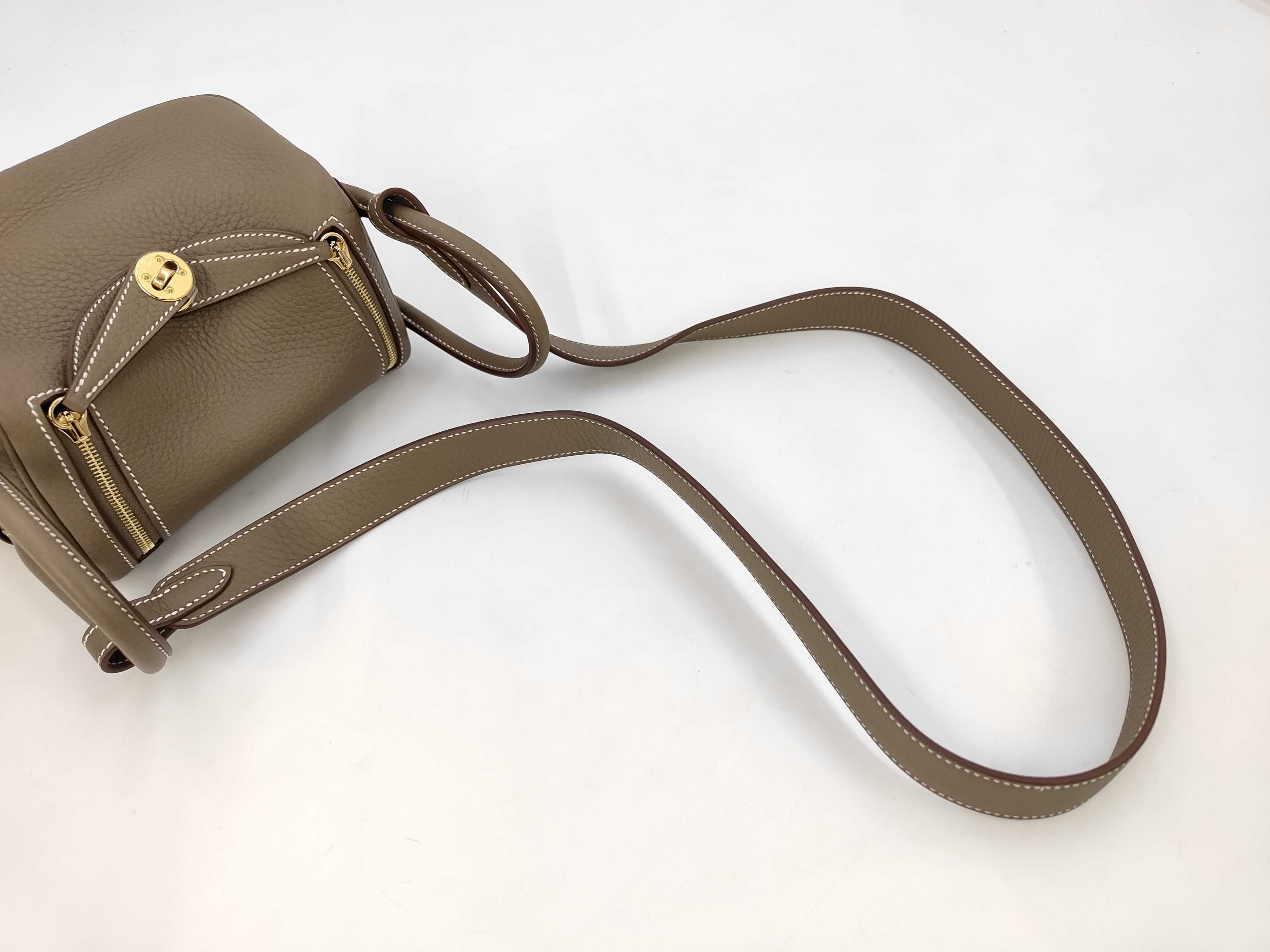 Lindy Mini Etoupe Gold Hardware G Stamp Shoulder Bag — view 5