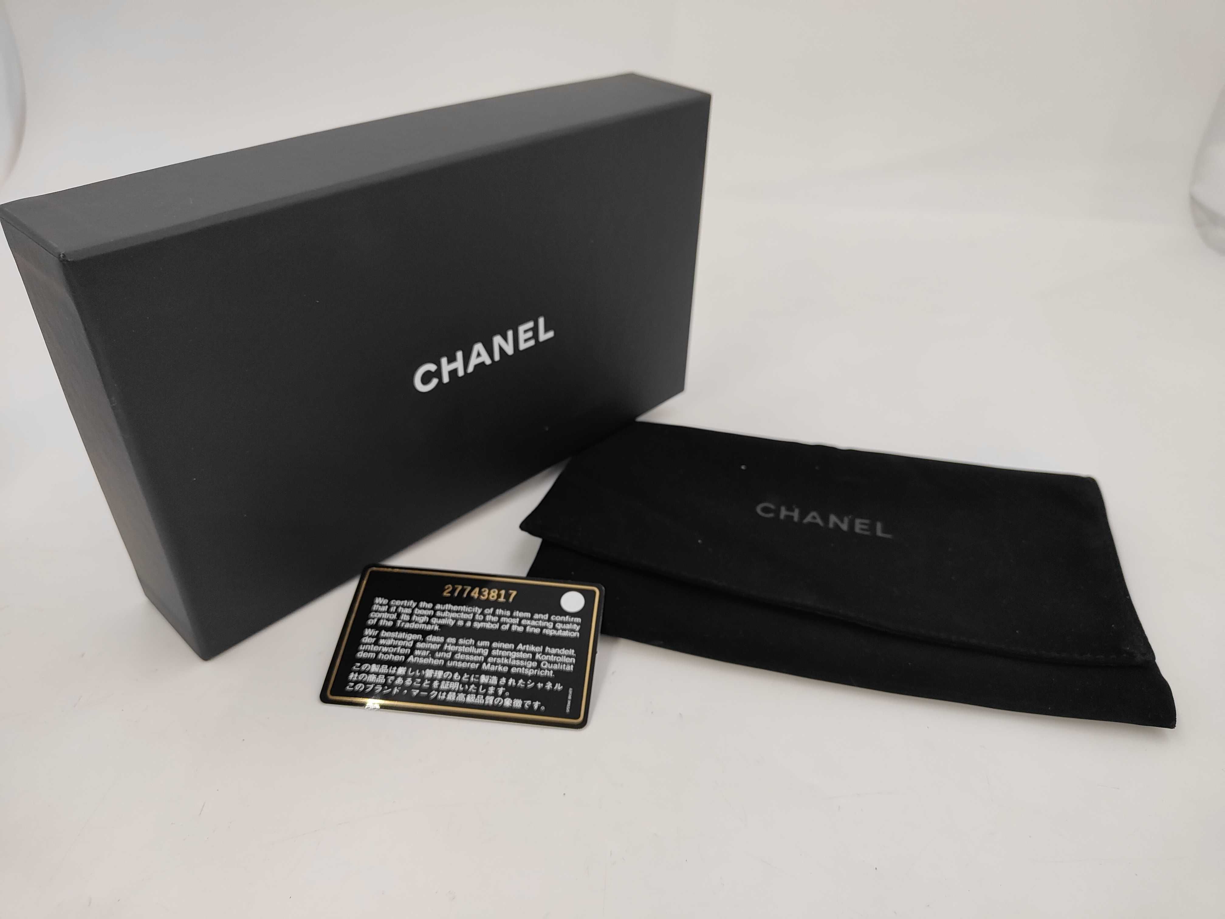 CC Filigree Caviar Skin Round Zip Long Wallet — view 11