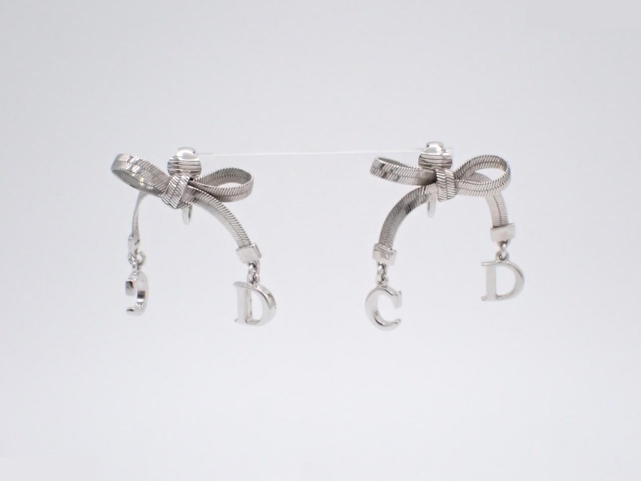 Earrings, Ribbon Motif
