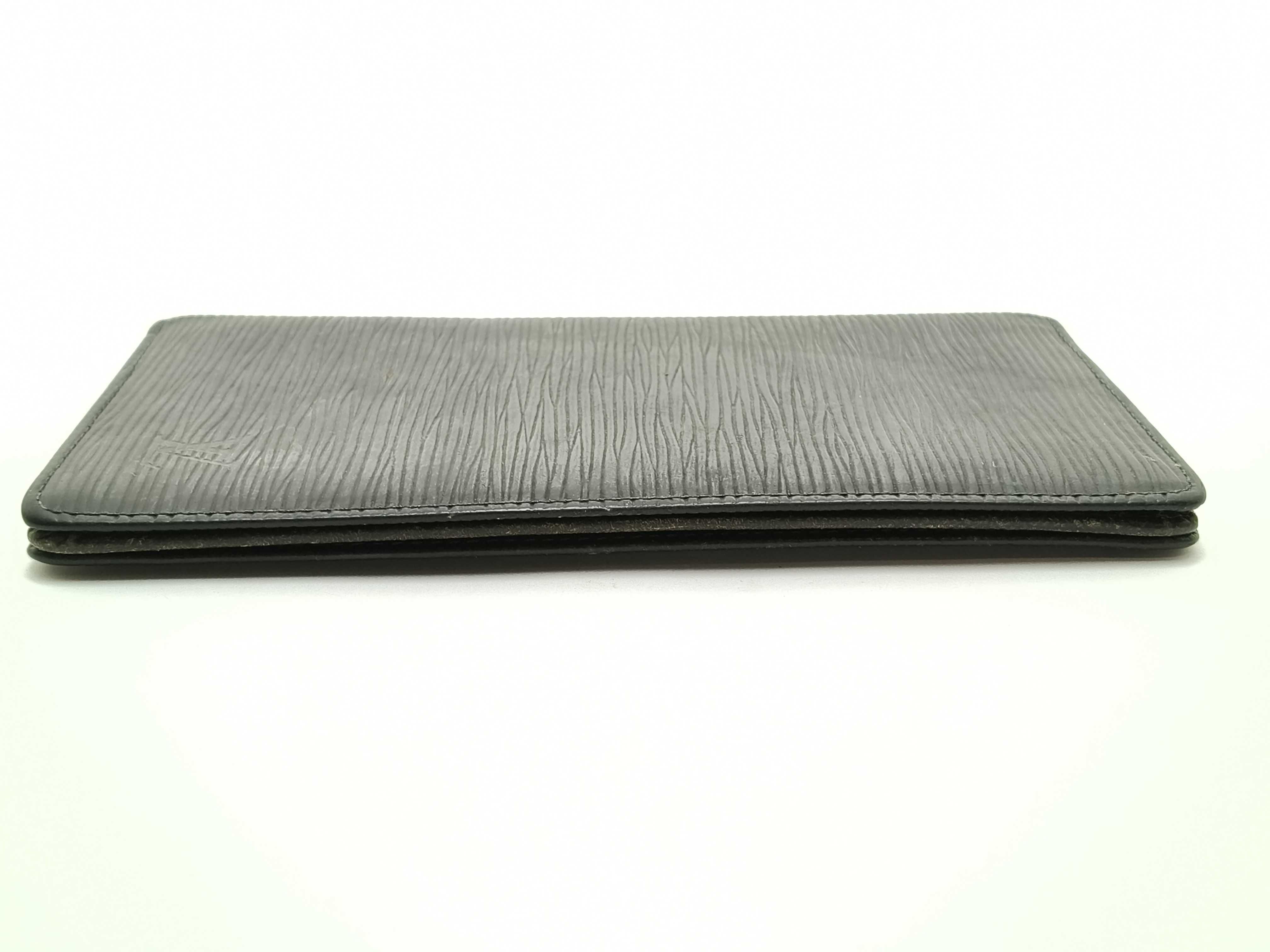 epi lv epi wallet black billfold — view 5