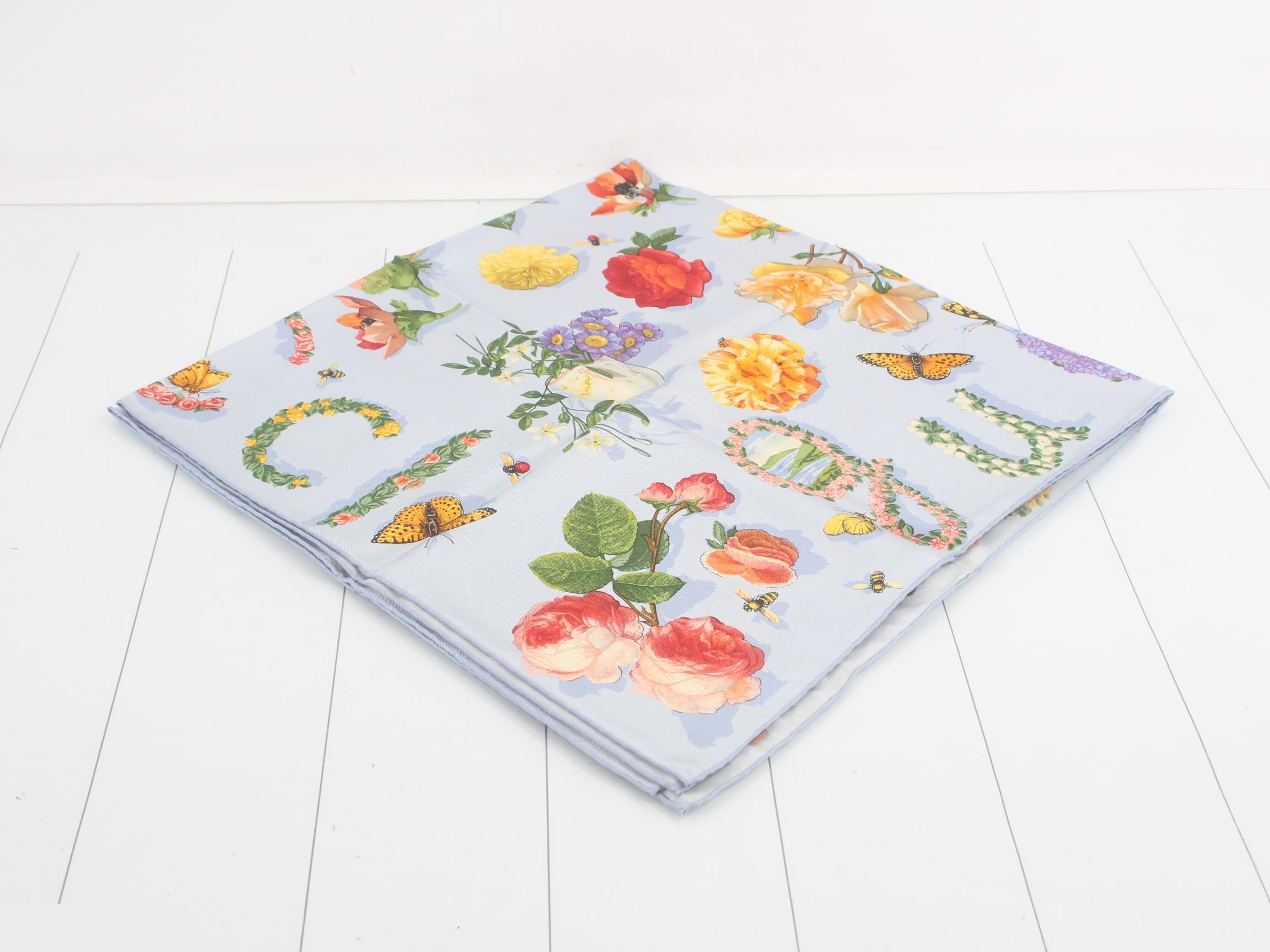 Scarf, floral pattern, bee, 100% silk — view 2