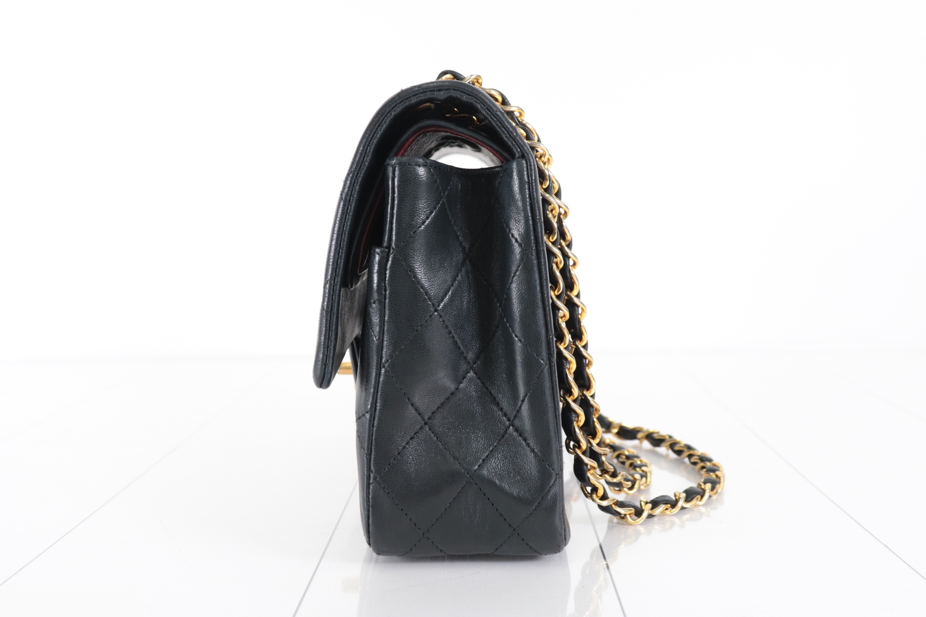 Double flap 25 Lambskin Chain Shoulder Bag, Series 0 — view 5
