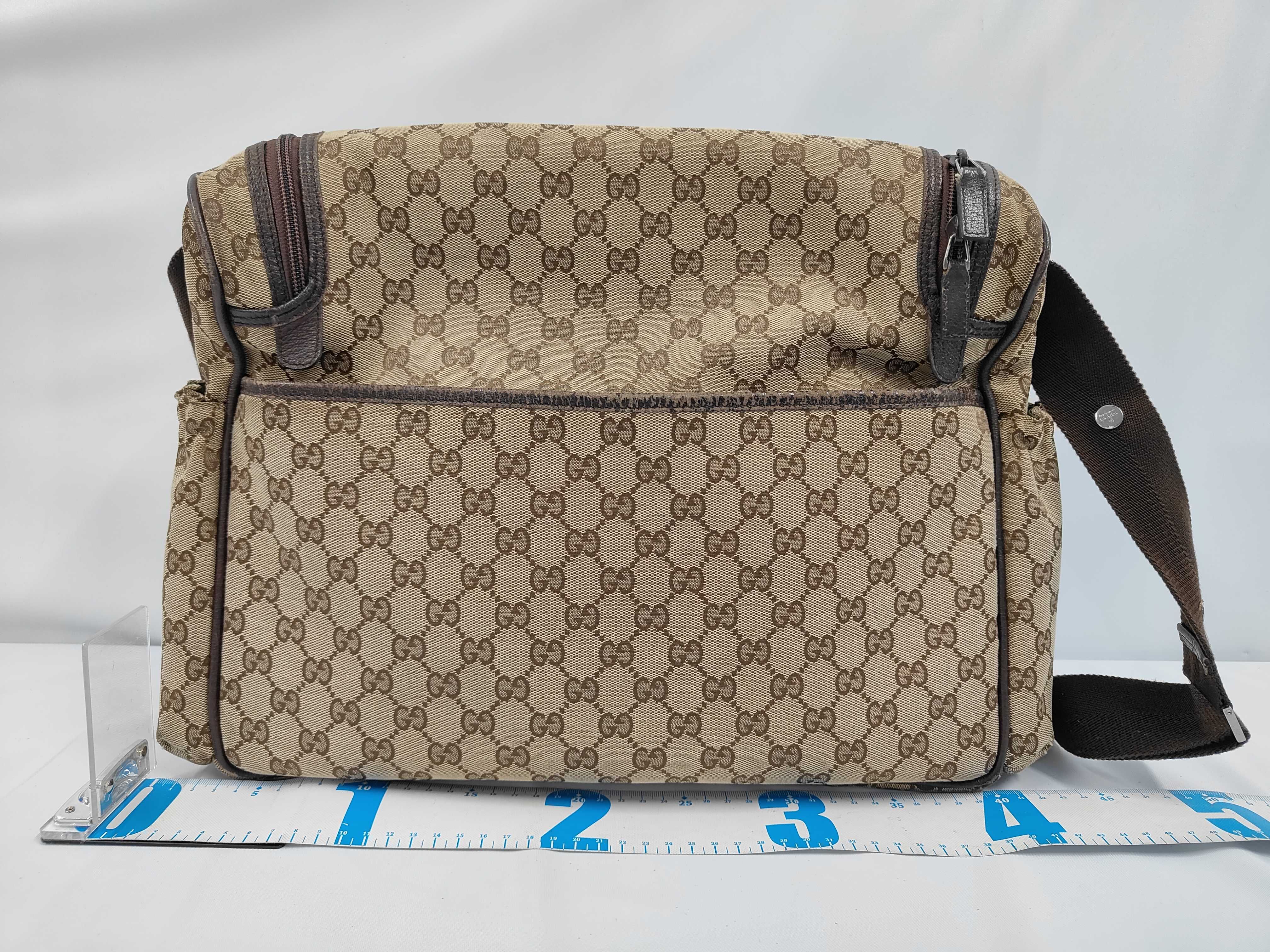 GG Canvas Shoulder Bag — view 2