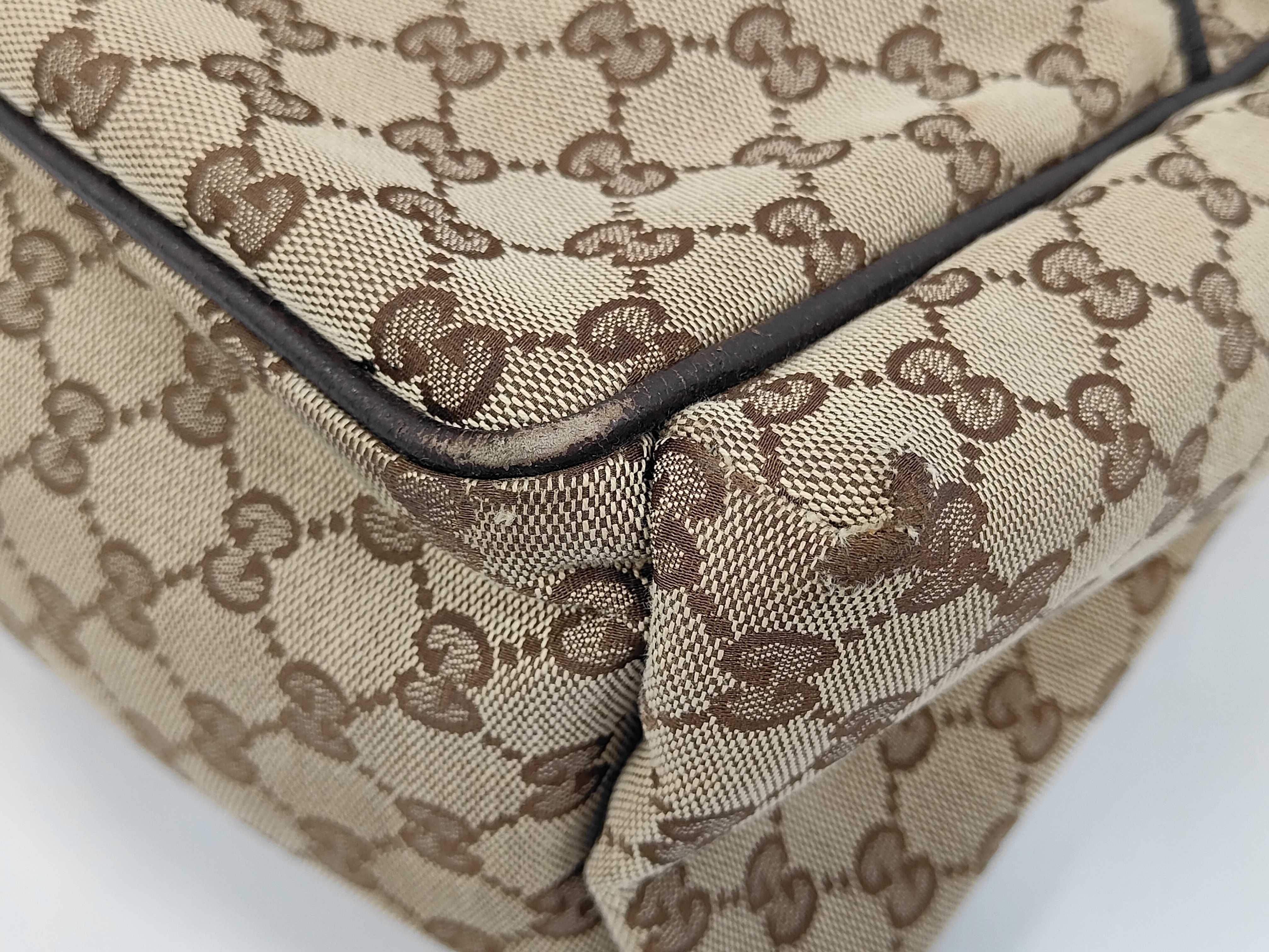 GG Canvas Shoulder Bag — view 5