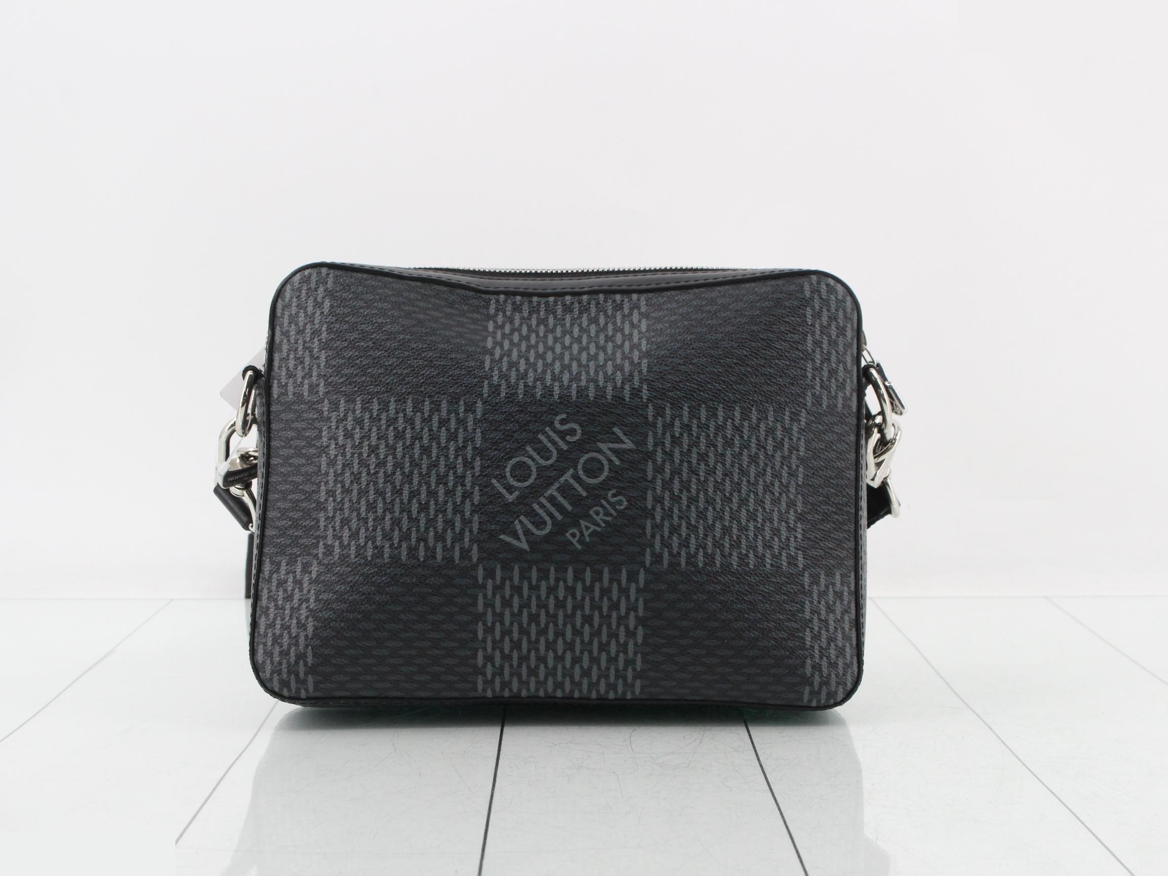 Damier Graphite 3D Trio Messenger Shoulder Bag with Case — view 2
