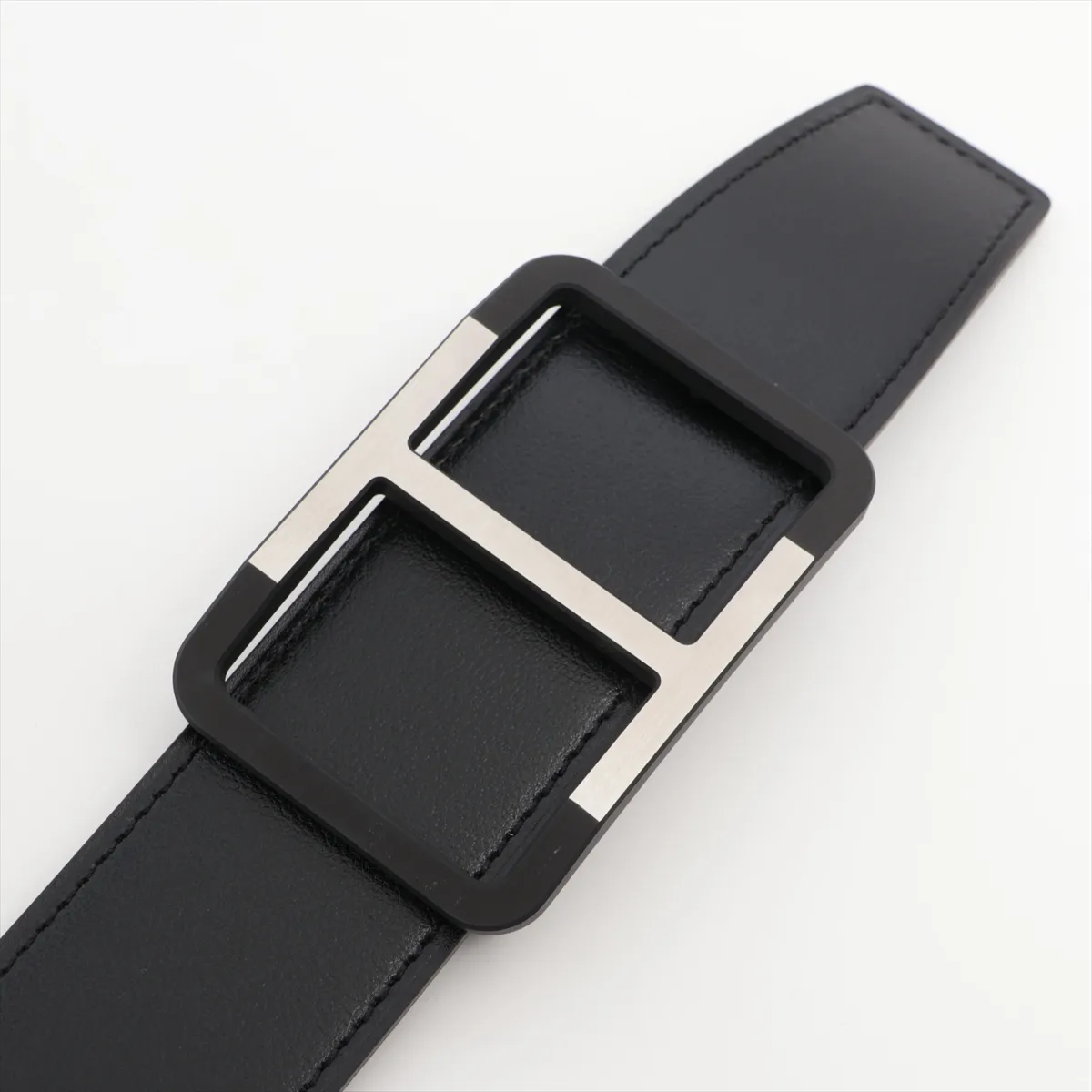 D:2019 Belt 100 Leather x Metal Navy x Black — view 2