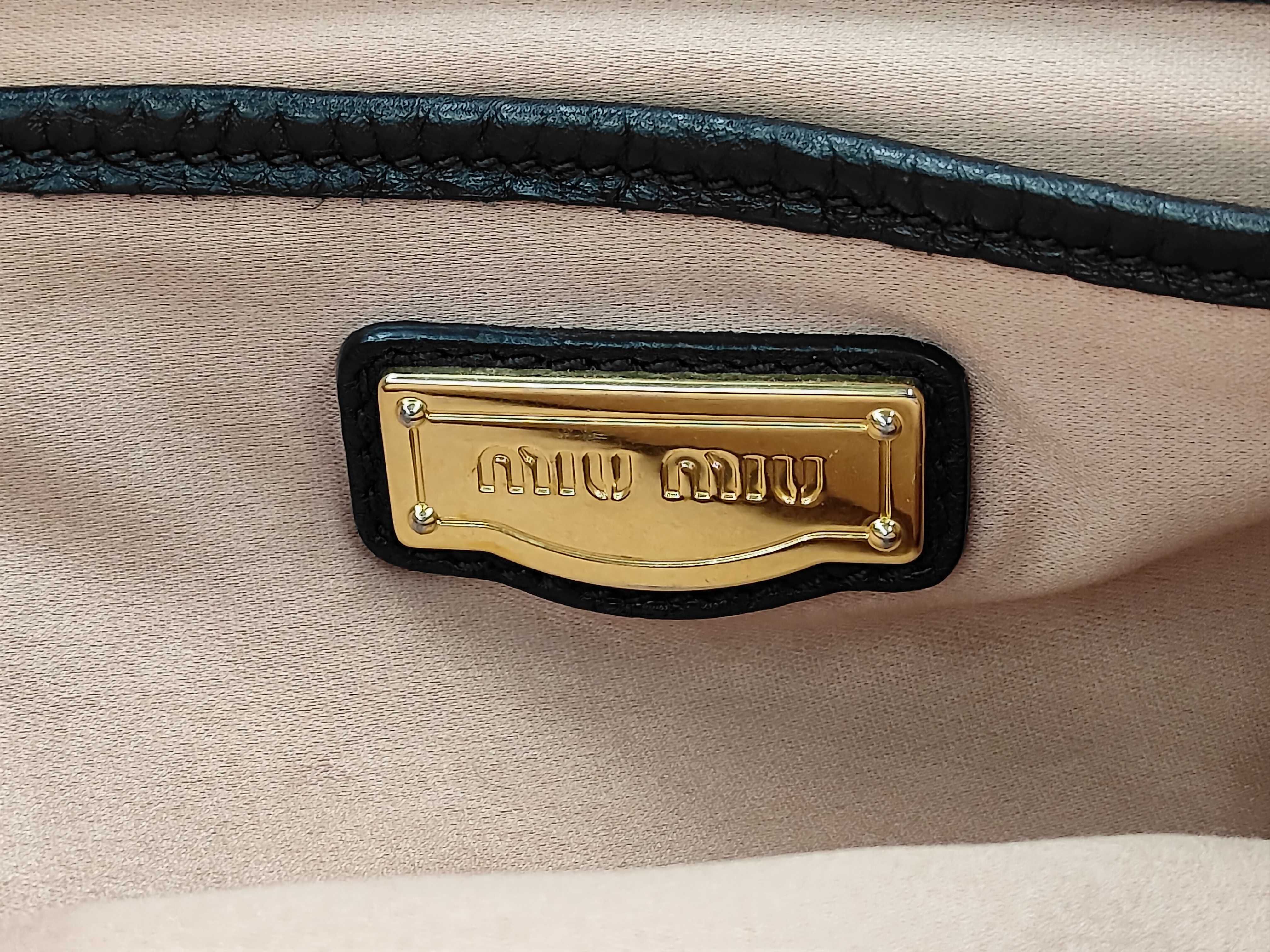 Carib Leather Shoulder Bag — view 10
