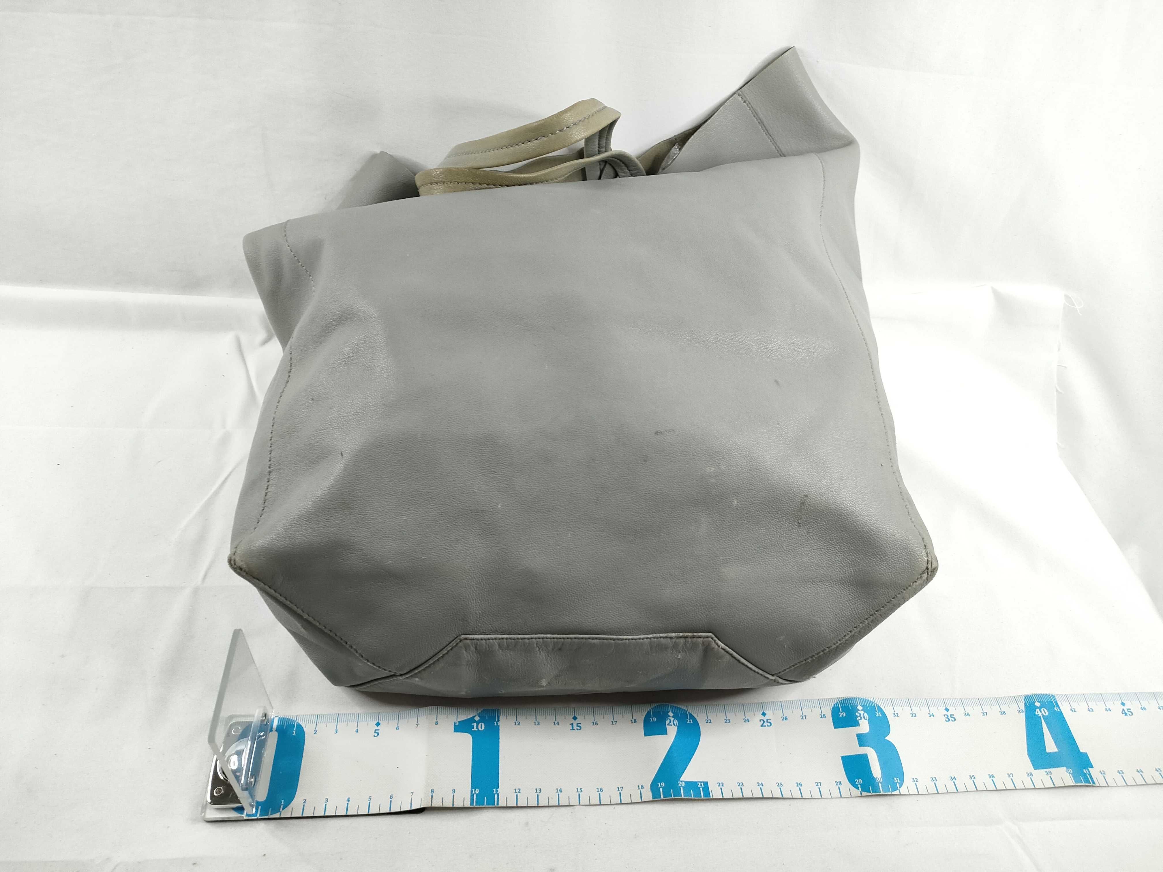 Horizontal Cabas Tote Bag — view 2