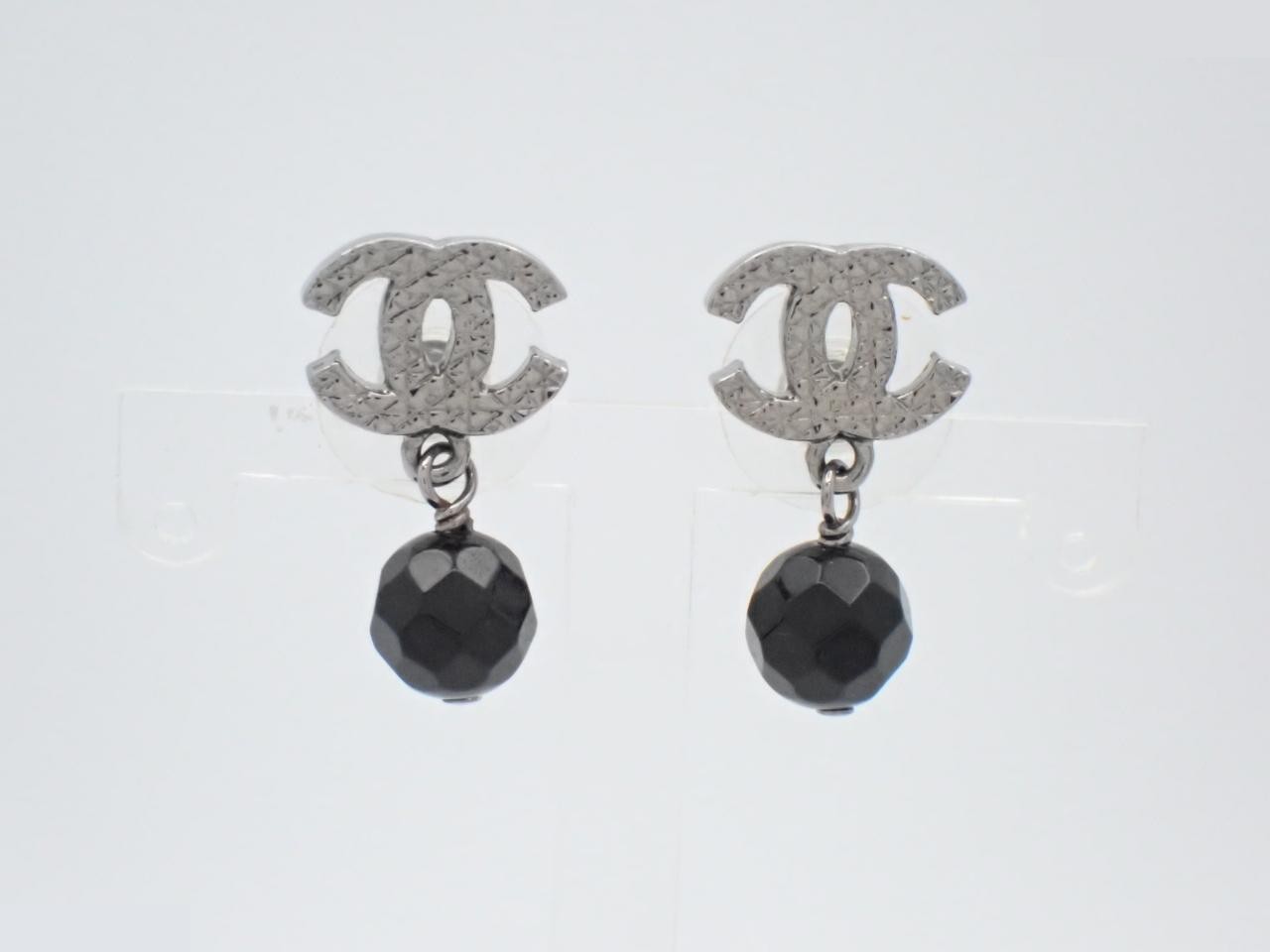 Earrings with Coco Mark logo