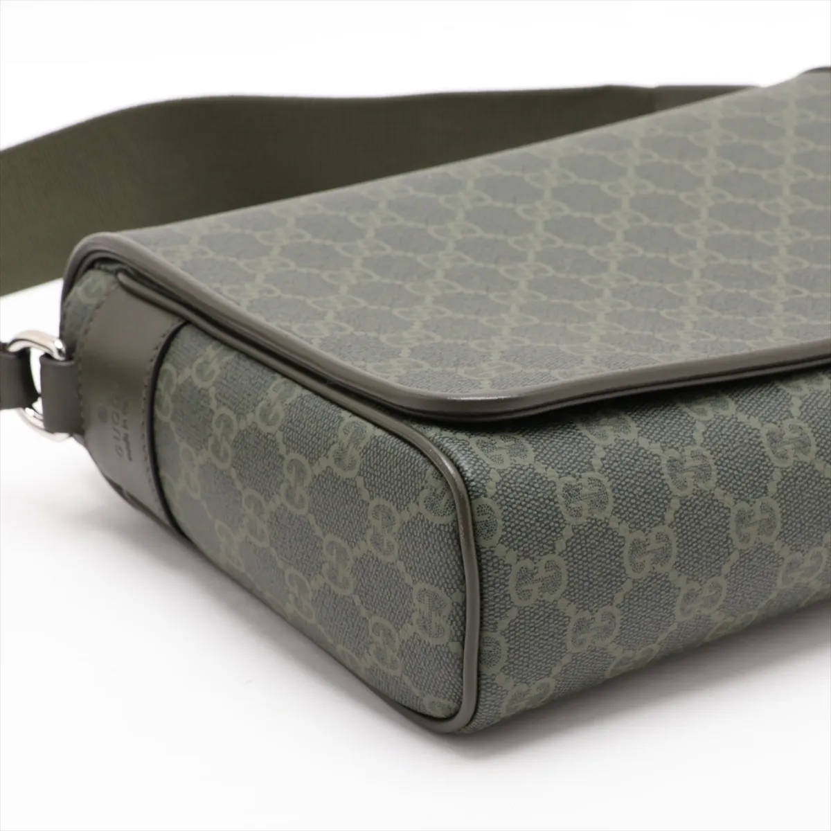 GG Supreme 792124 Leather Shoulder Bag, Green — view 4
