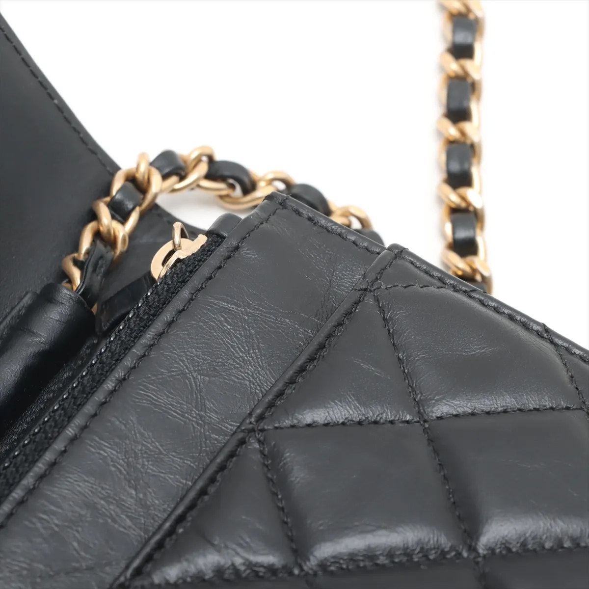 Matelasse 2.55 Vintage Calf Chain Wallet Icon Black Gold Hardware 23927029 23rd Series — view 14