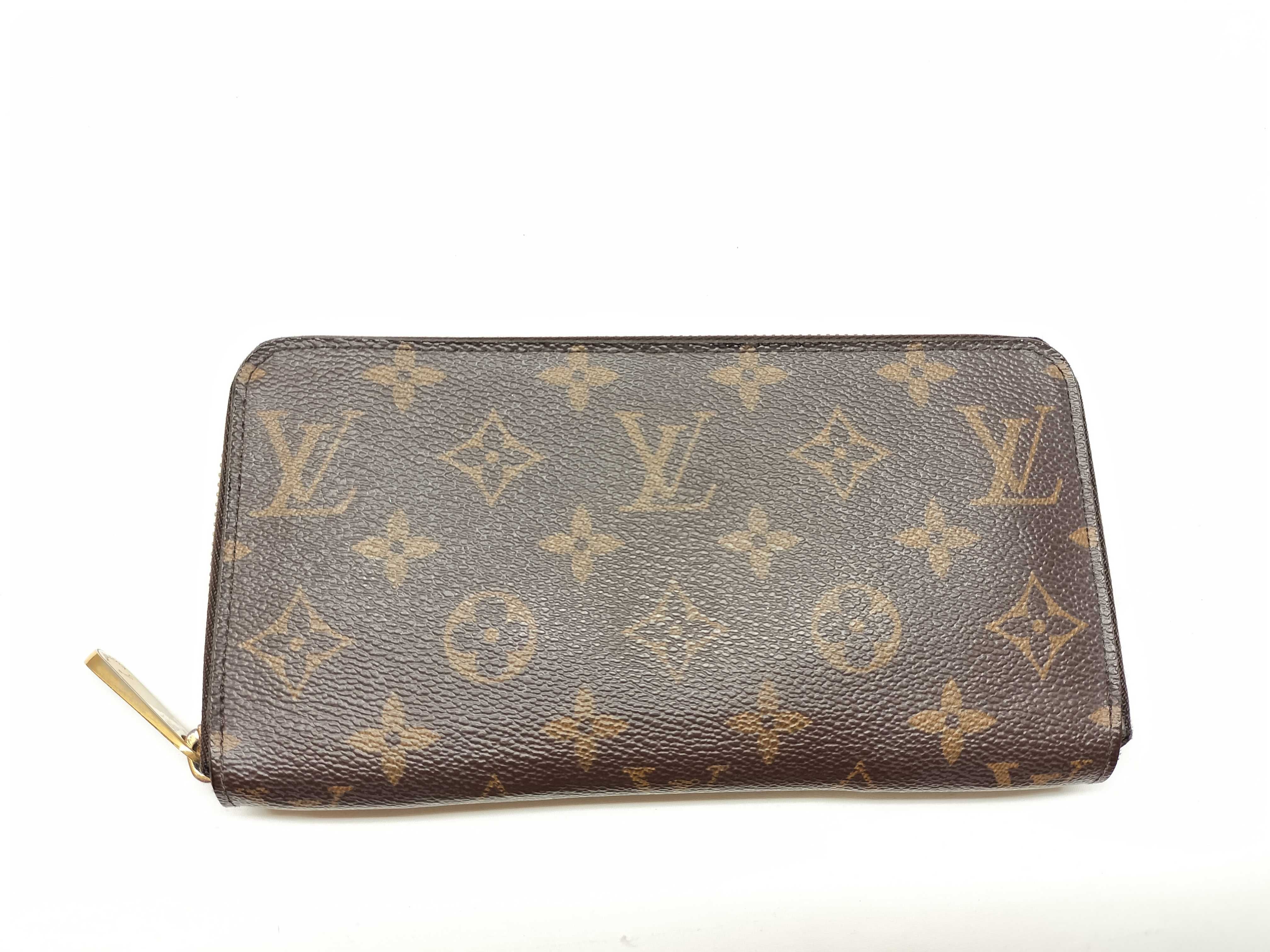 Monogram M60017 Zippy Wallet