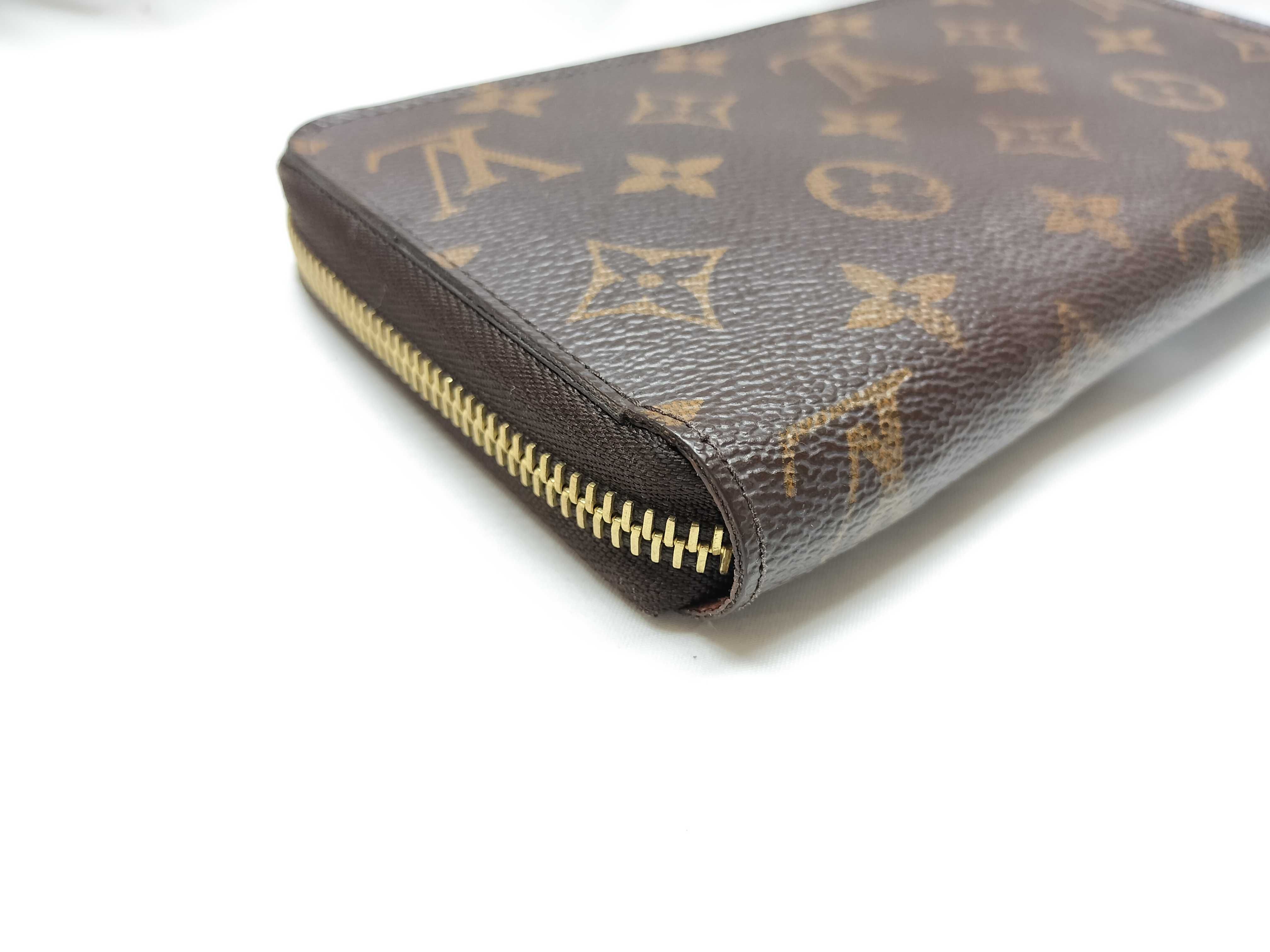 Monogram M60017 Zippy Wallet — view 5