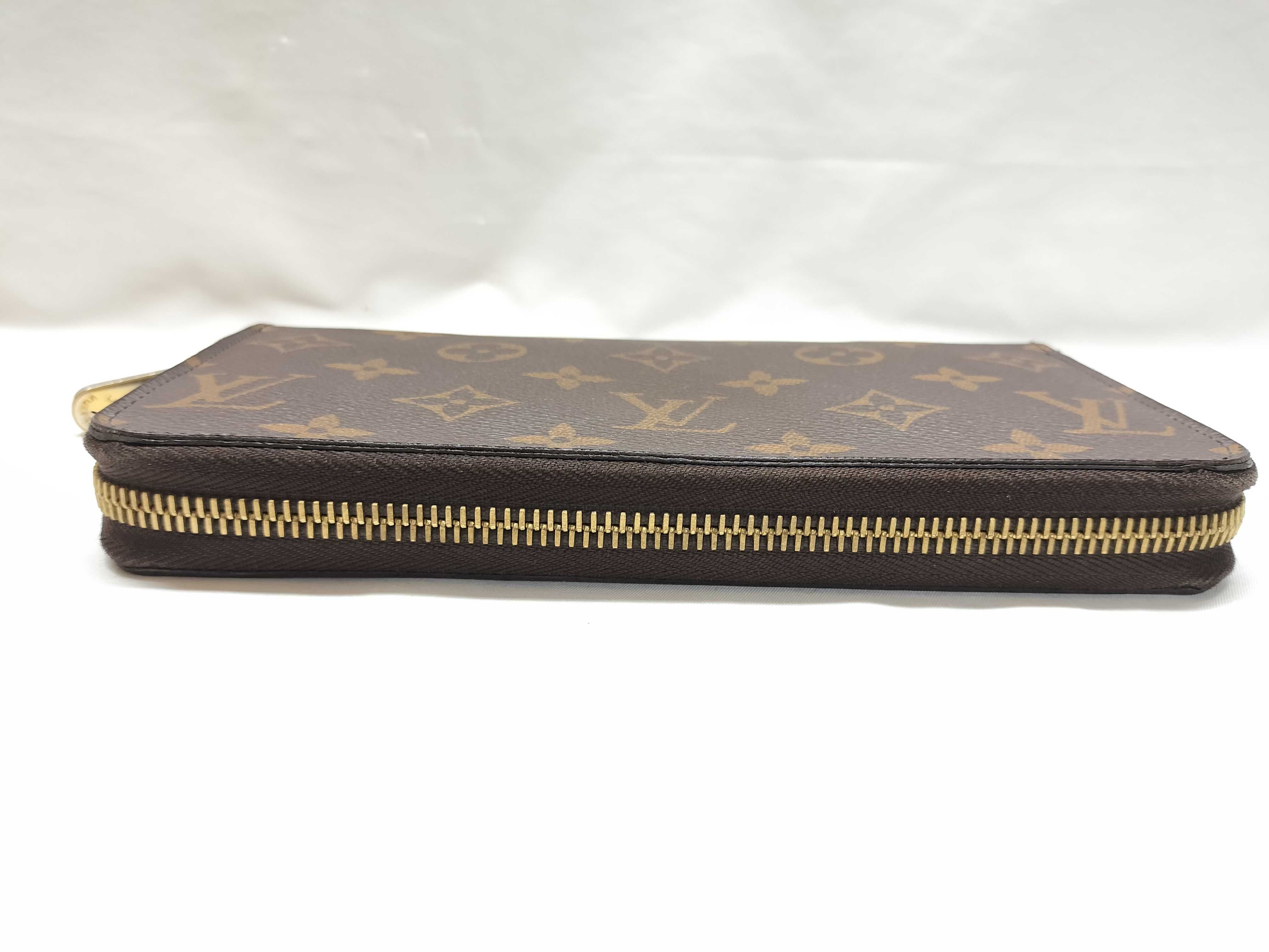 Monogram M60017 Zippy Wallet — view 7
