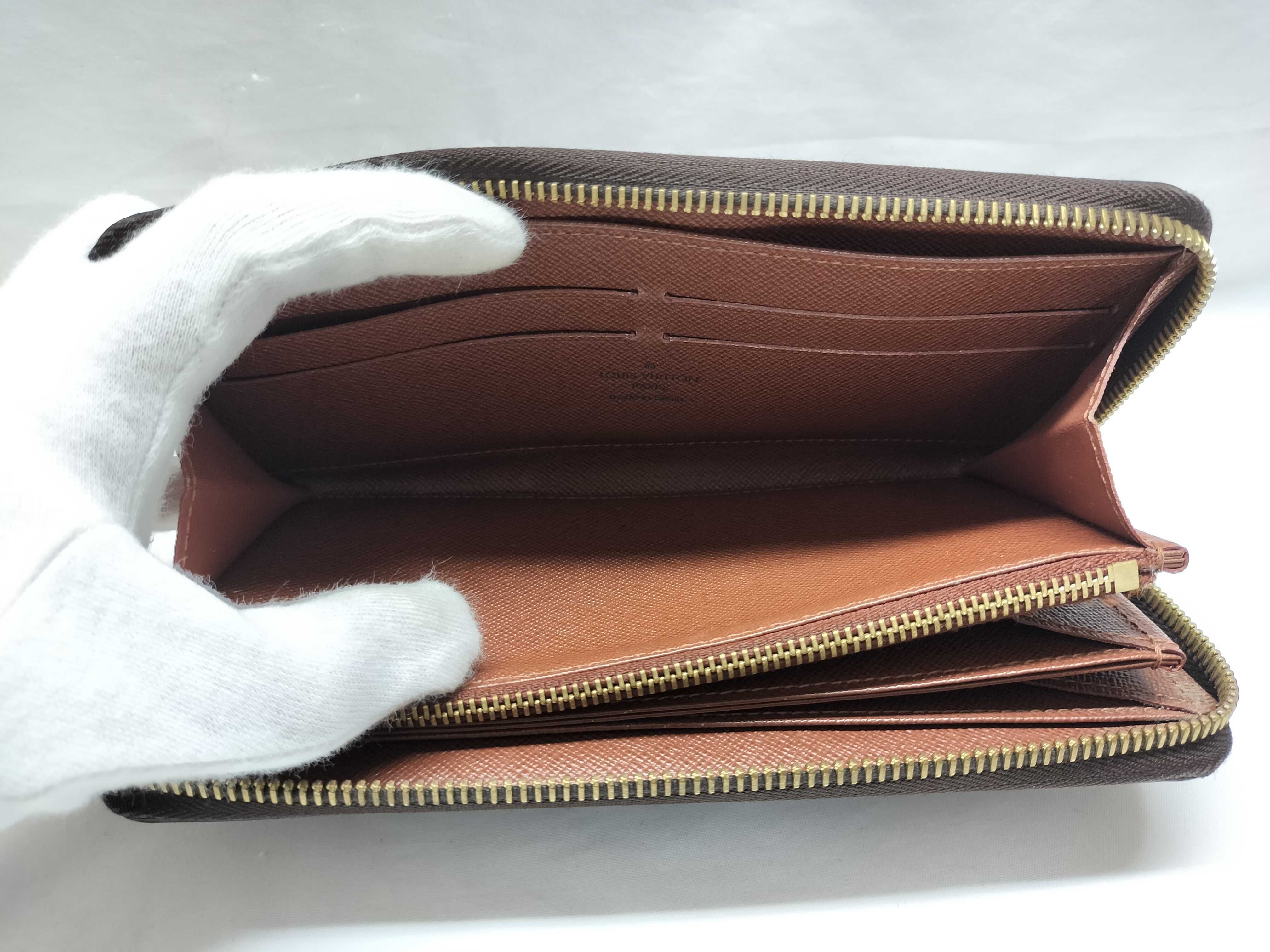 Monogram M60017 Zippy Wallet — view 9