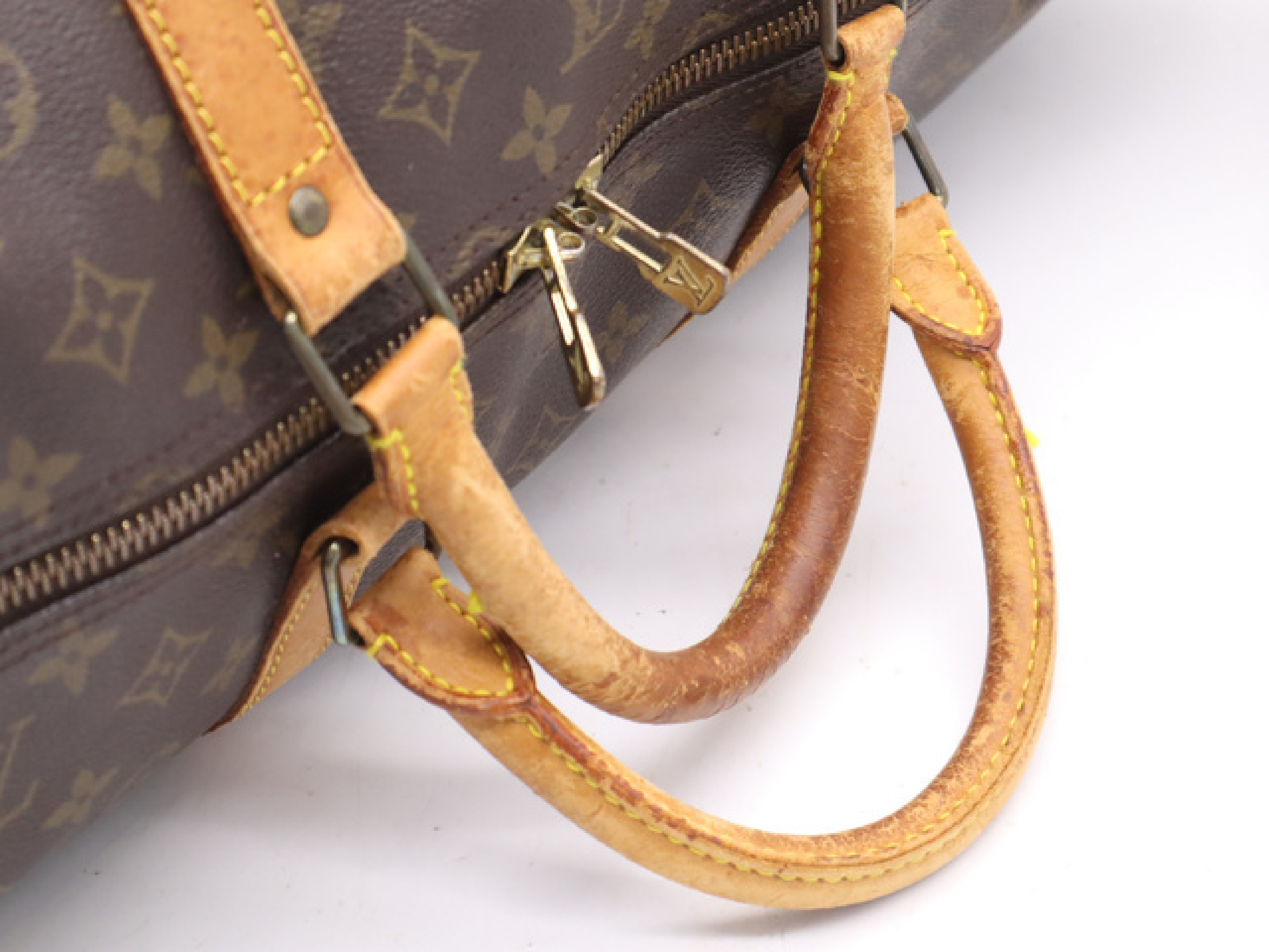 Keepall Bandoulière 60 Boston bag with shoulder strap — view 5