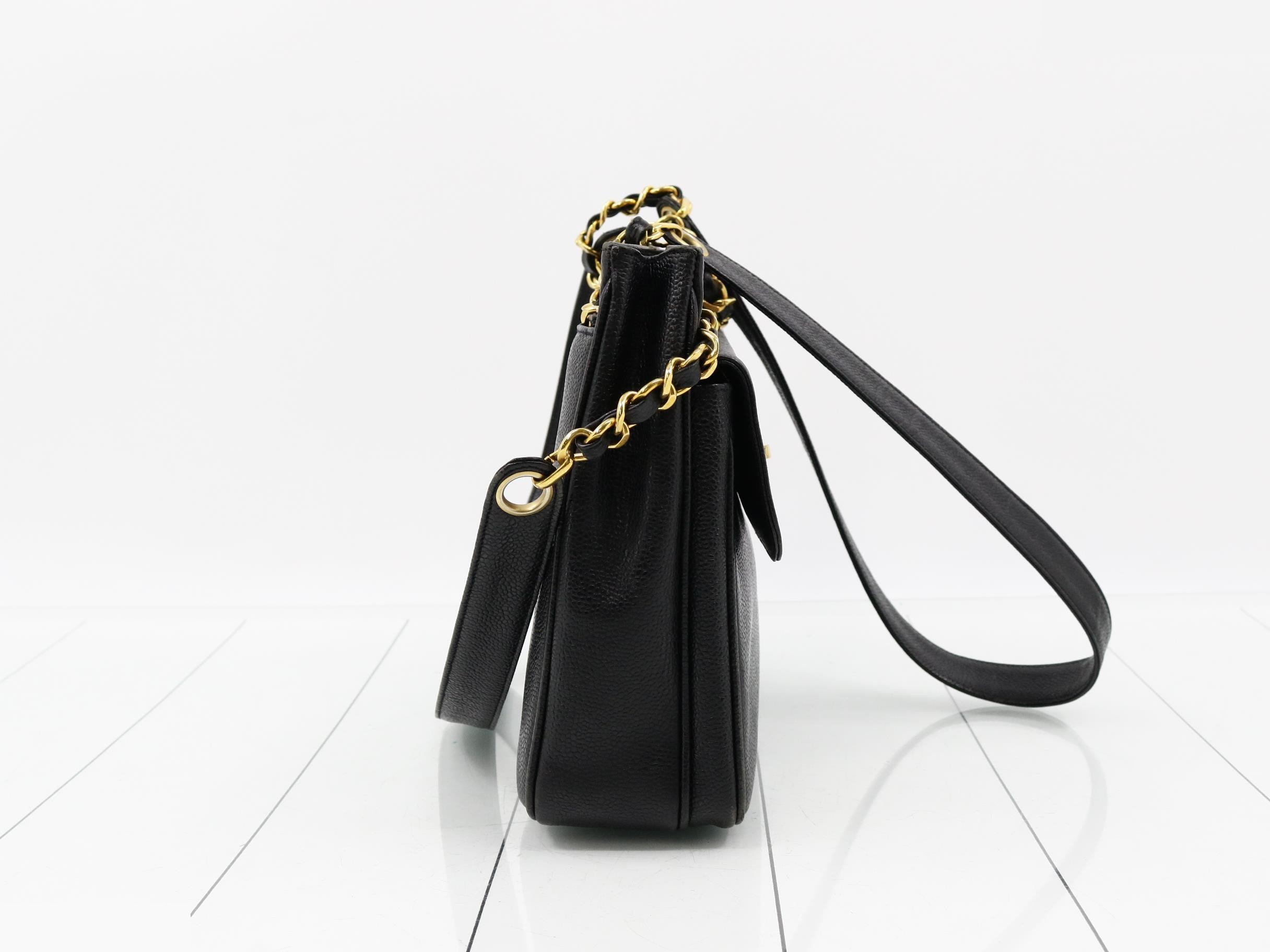 Caviar Skin Chain Tote Bag, Black — view 4