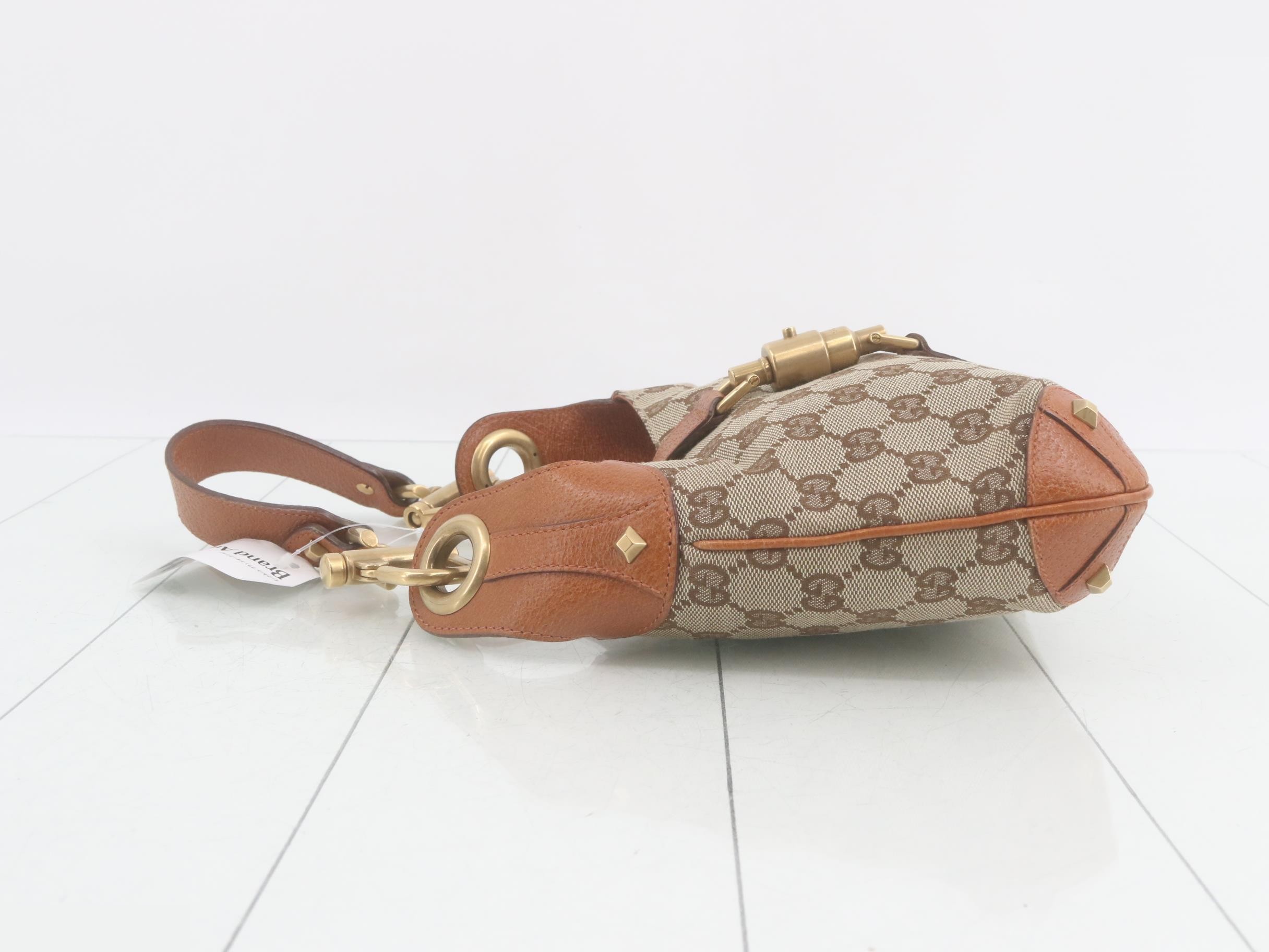 GG Canvas New Jackie Shoulder Bag — view 4