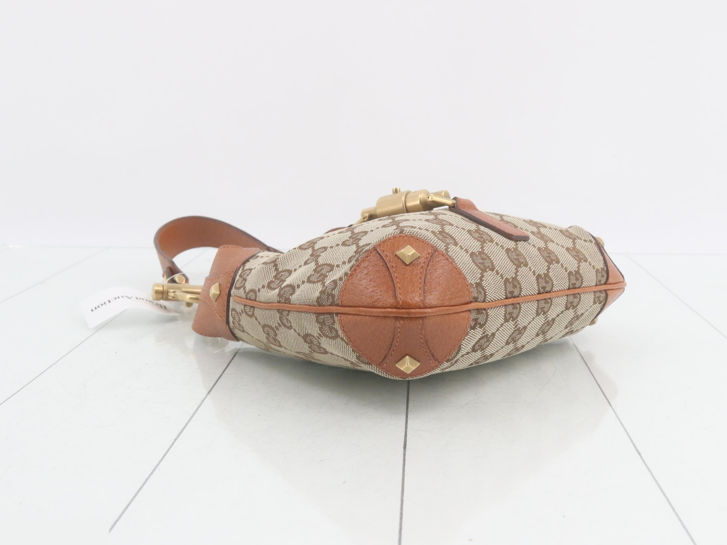 GG Canvas New Jackie Shoulder Bag — view 5