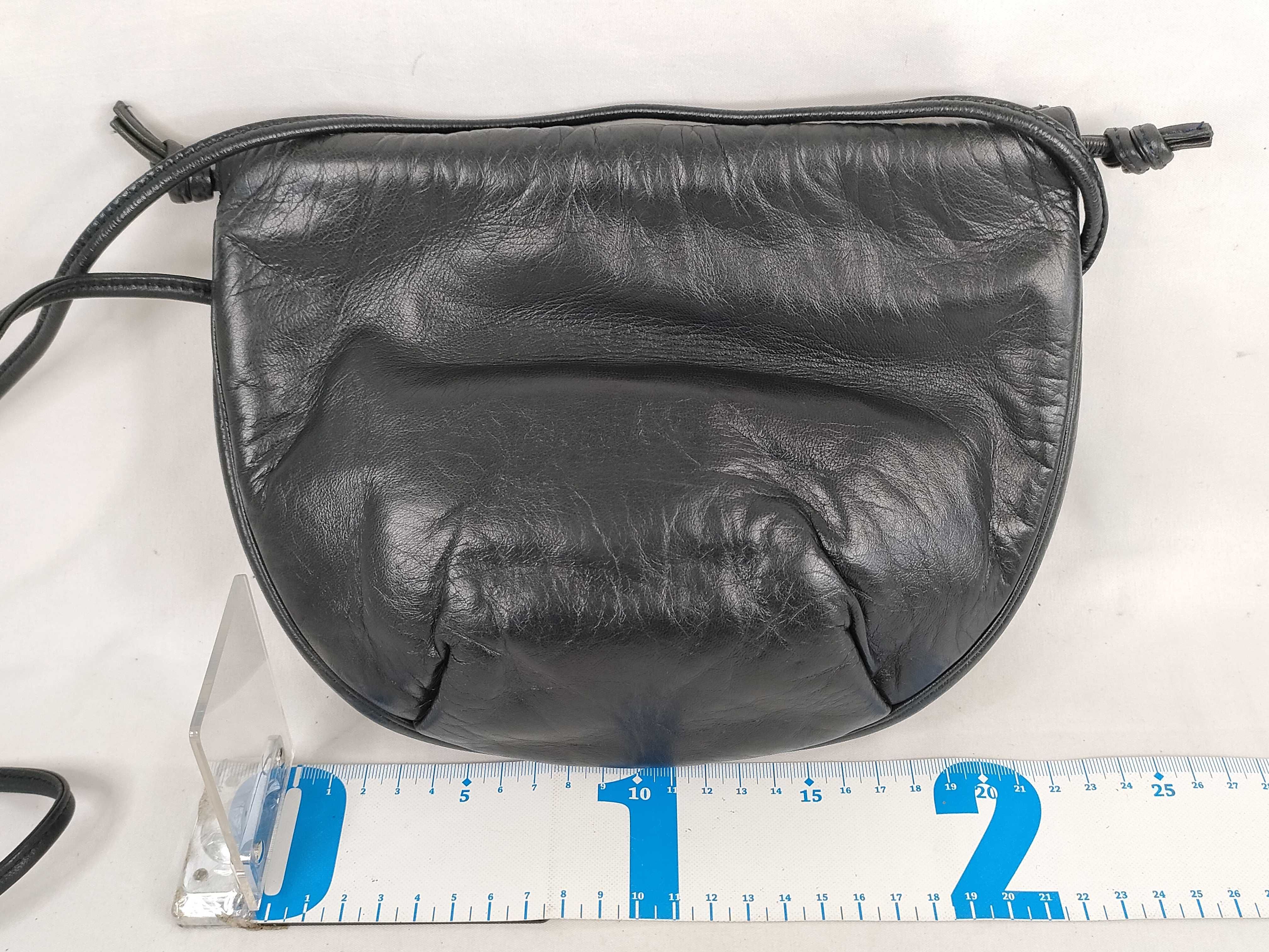 shoulder bag — view 2