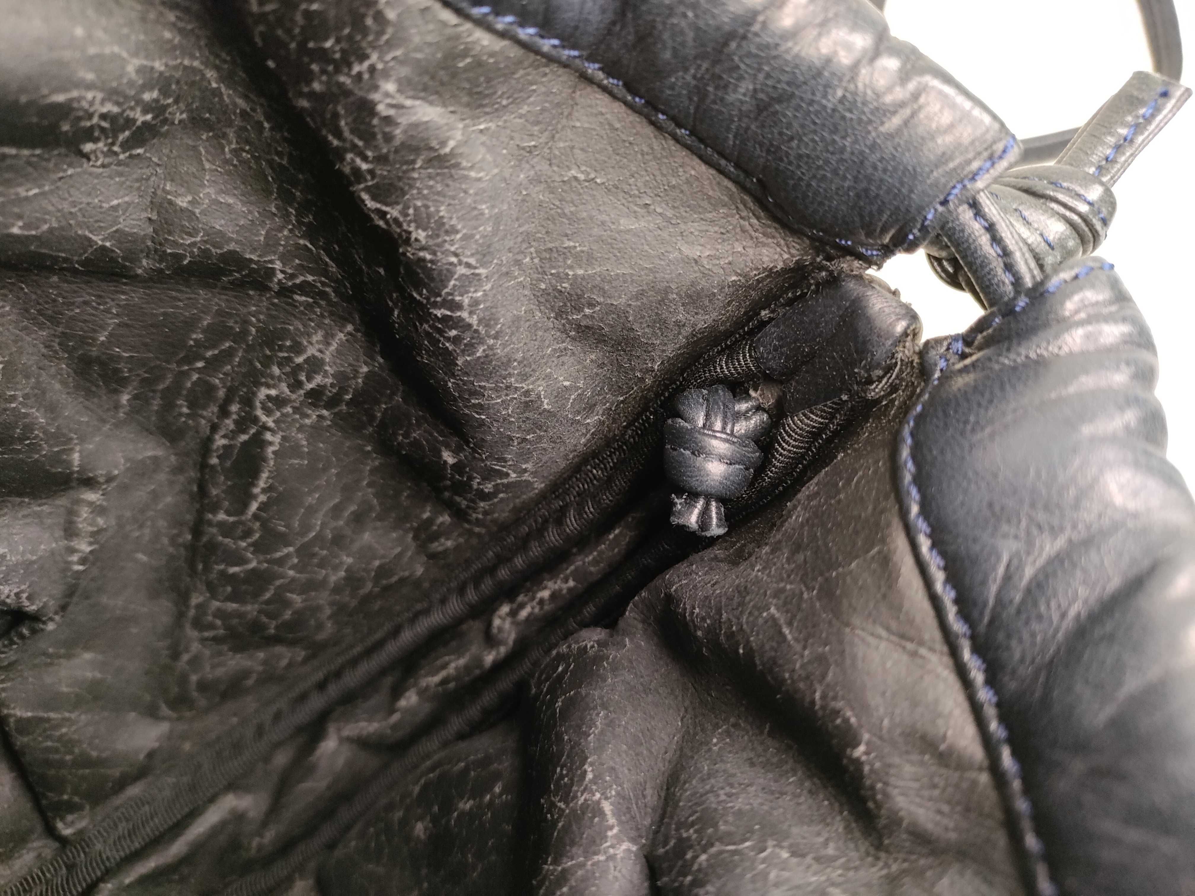 shoulder bag — view 8