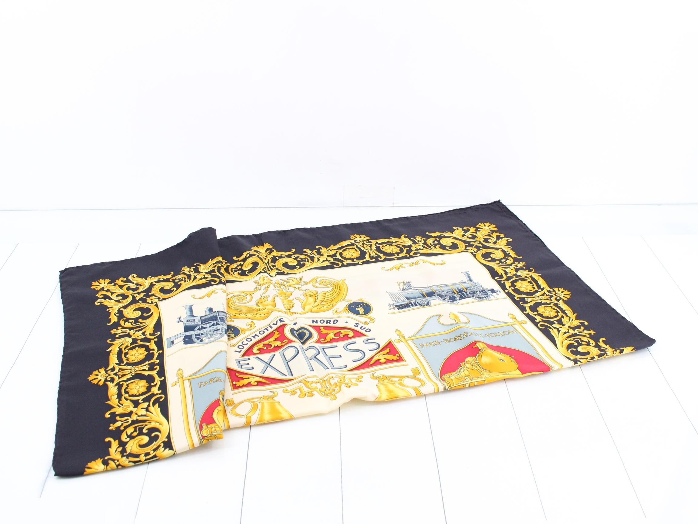 Other lines: Small items, accessories, scarves — view 3