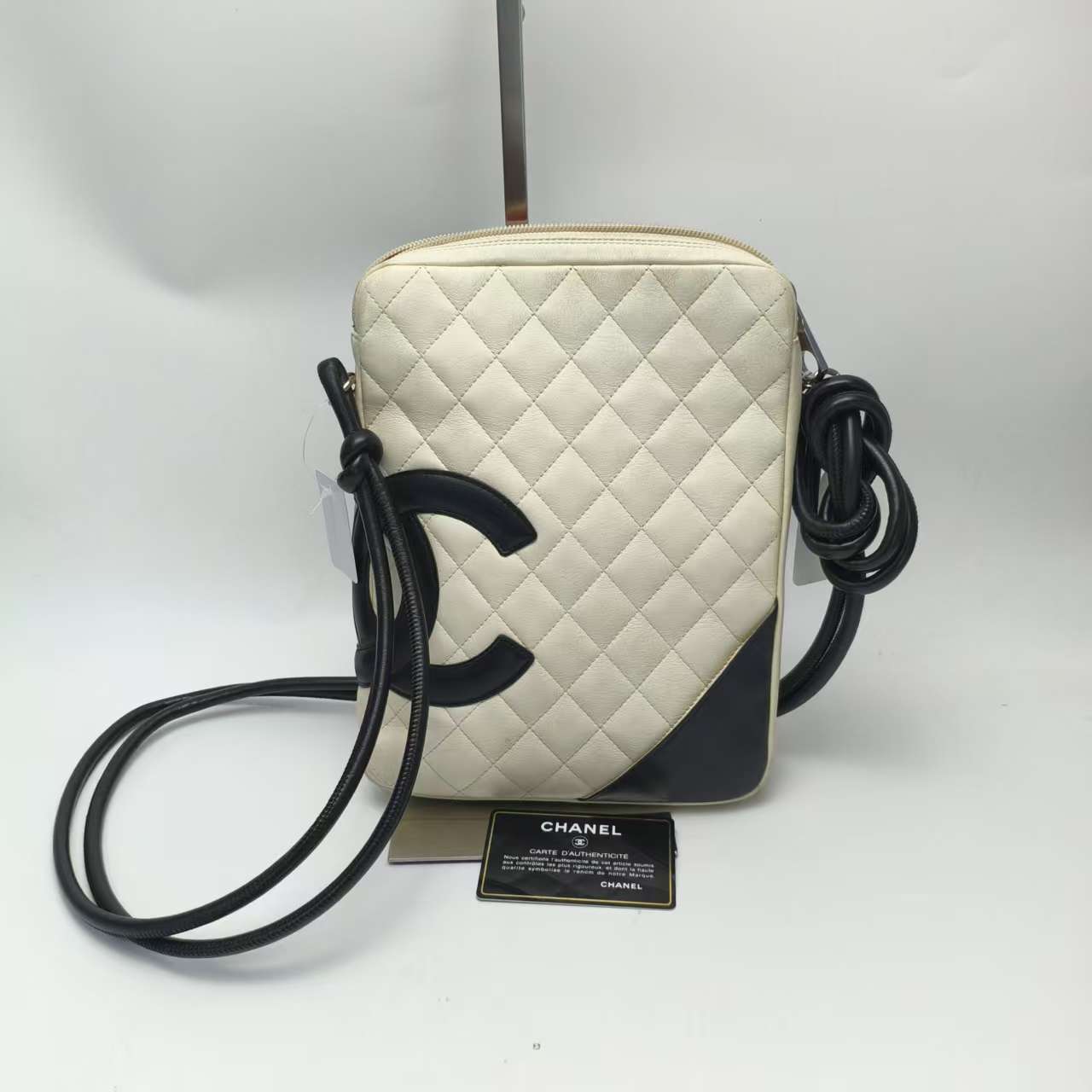 【*Shipped from: China*】CHANEL Leather Shoulder Bag 9499346 — view 2