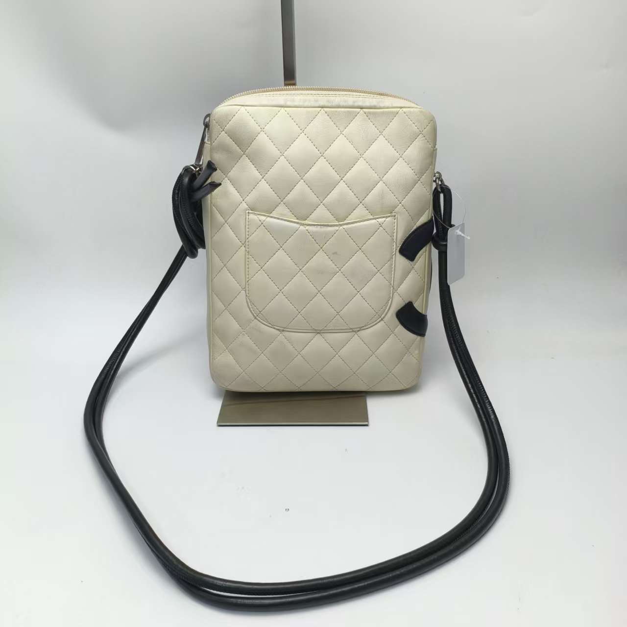 【*Shipped from: China*】CHANEL Leather Shoulder Bag 9499346 — view 3