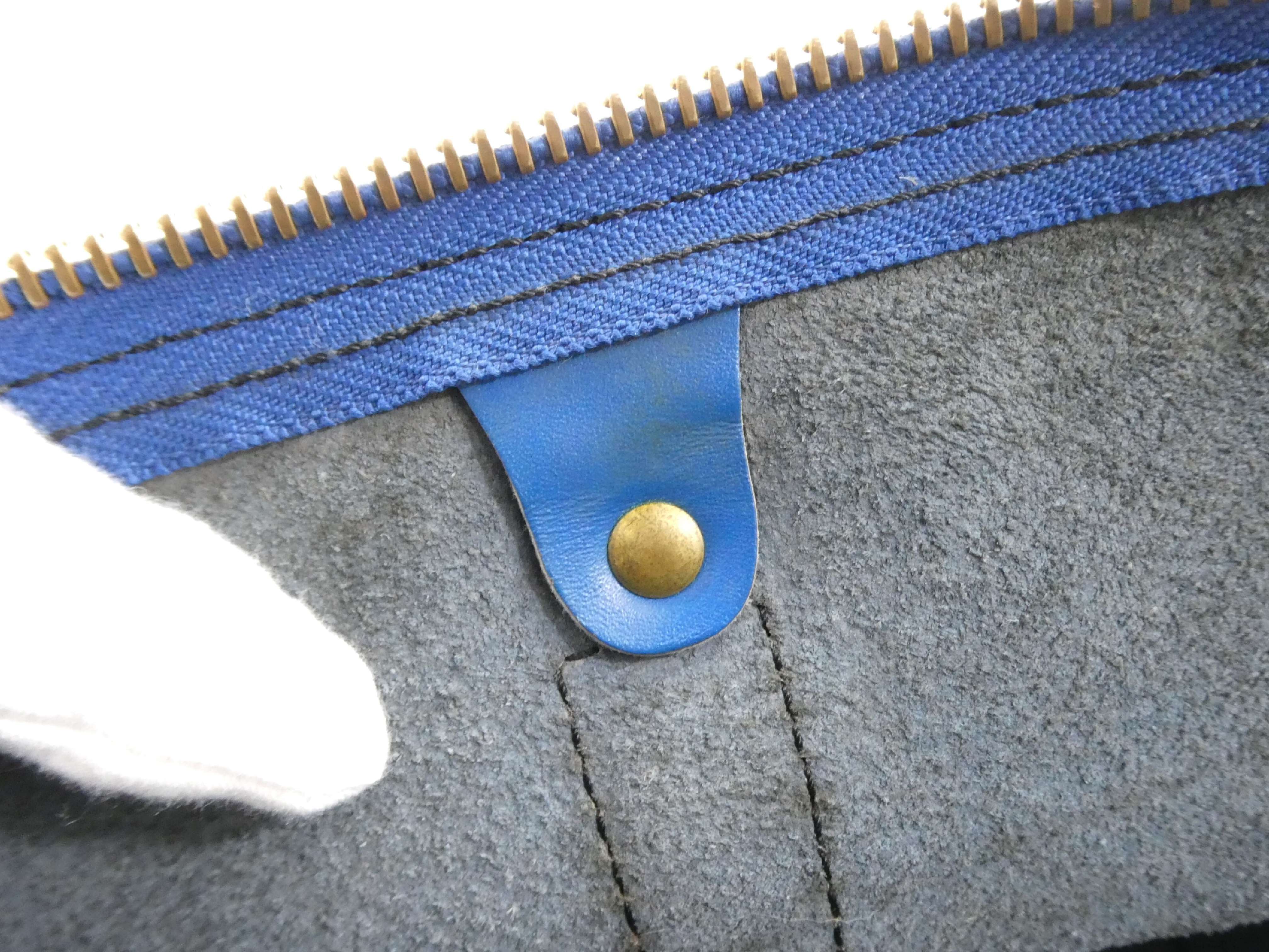 Epi Keepall 55 Boston Bag — view 11