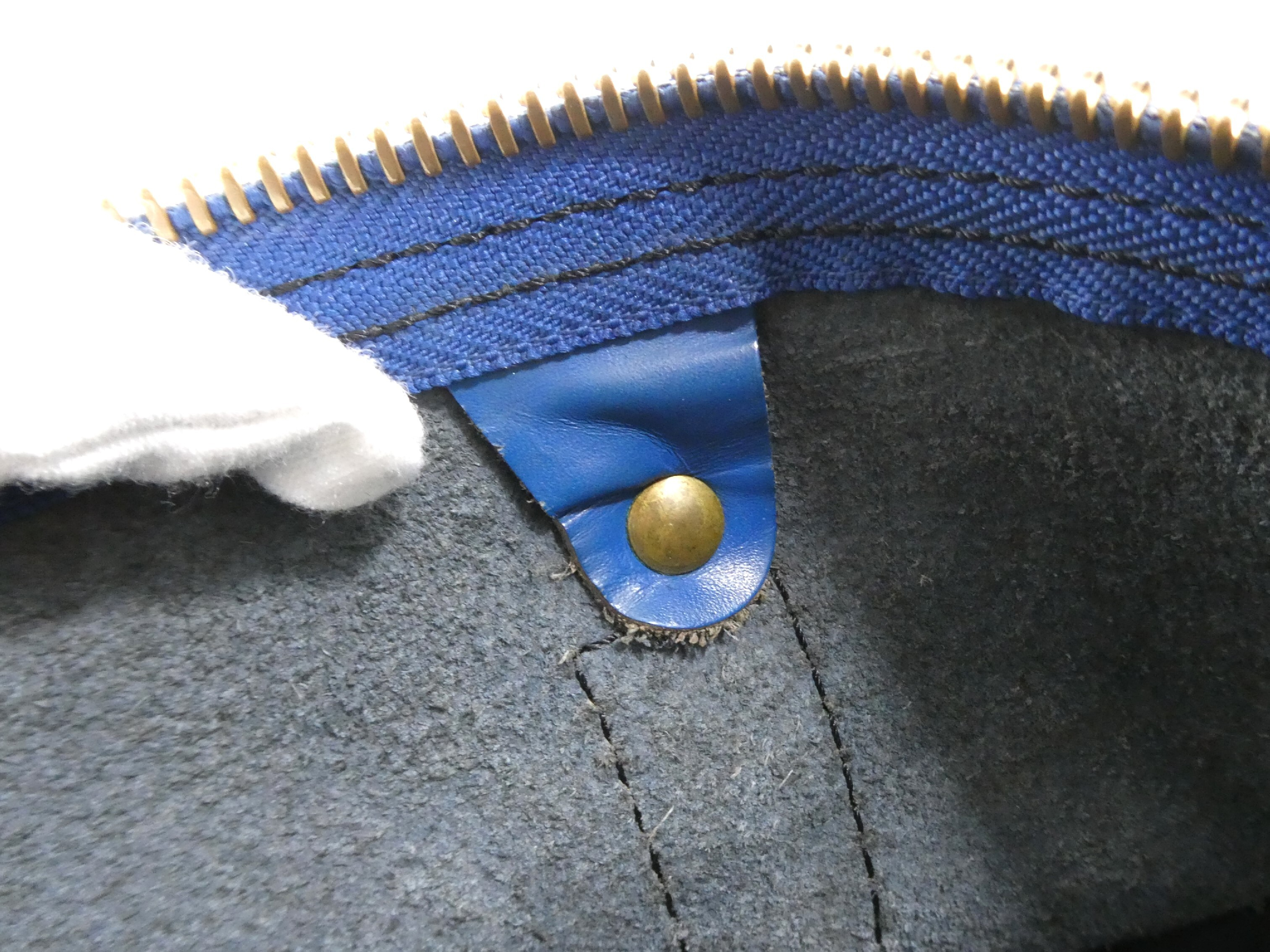 Epi Keepall 55 Boston Bag — view 12