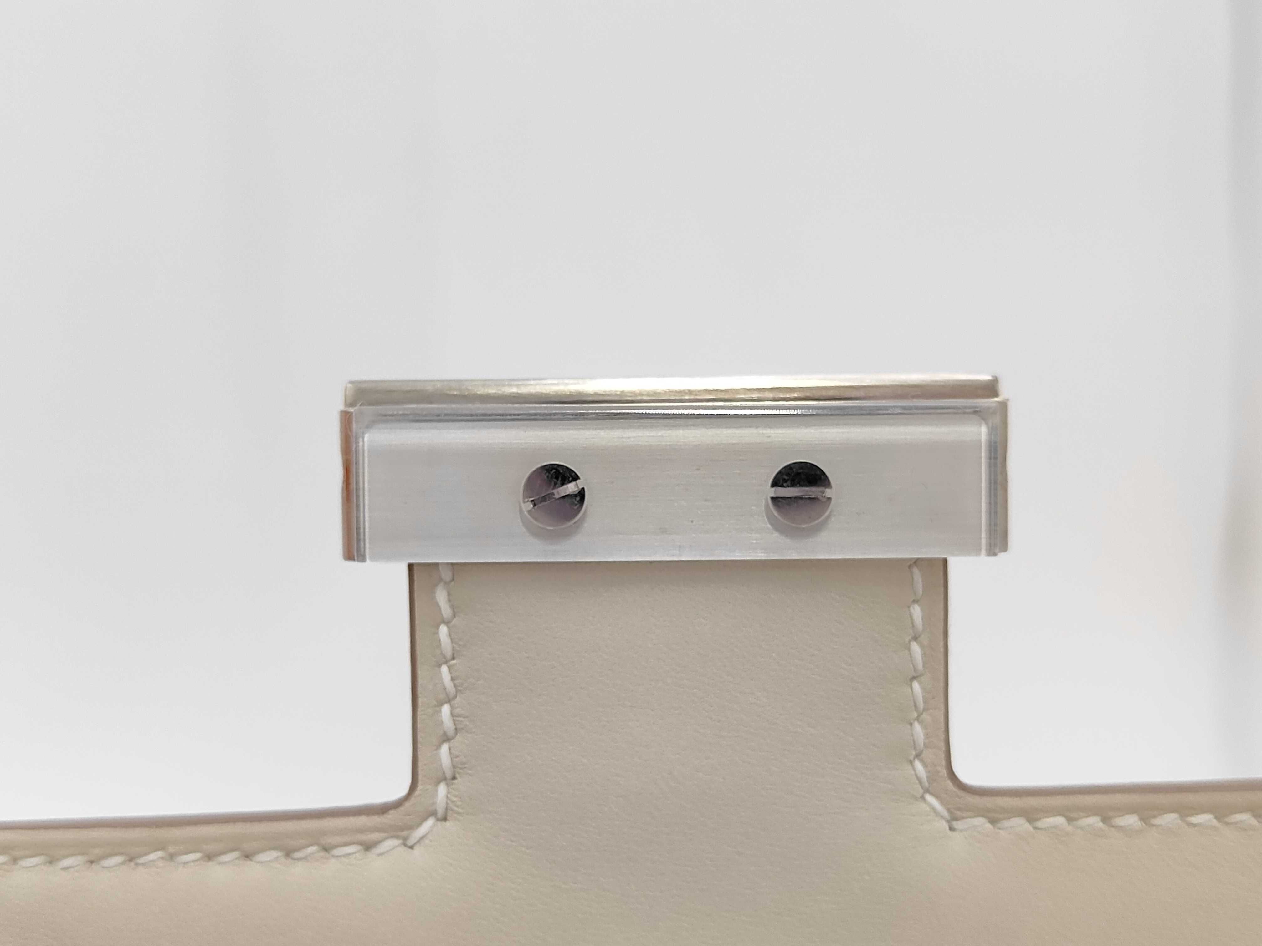Constance 24 Veau Epsom Craie Silver Hardware K Stamp Shoulder Bag — view 12