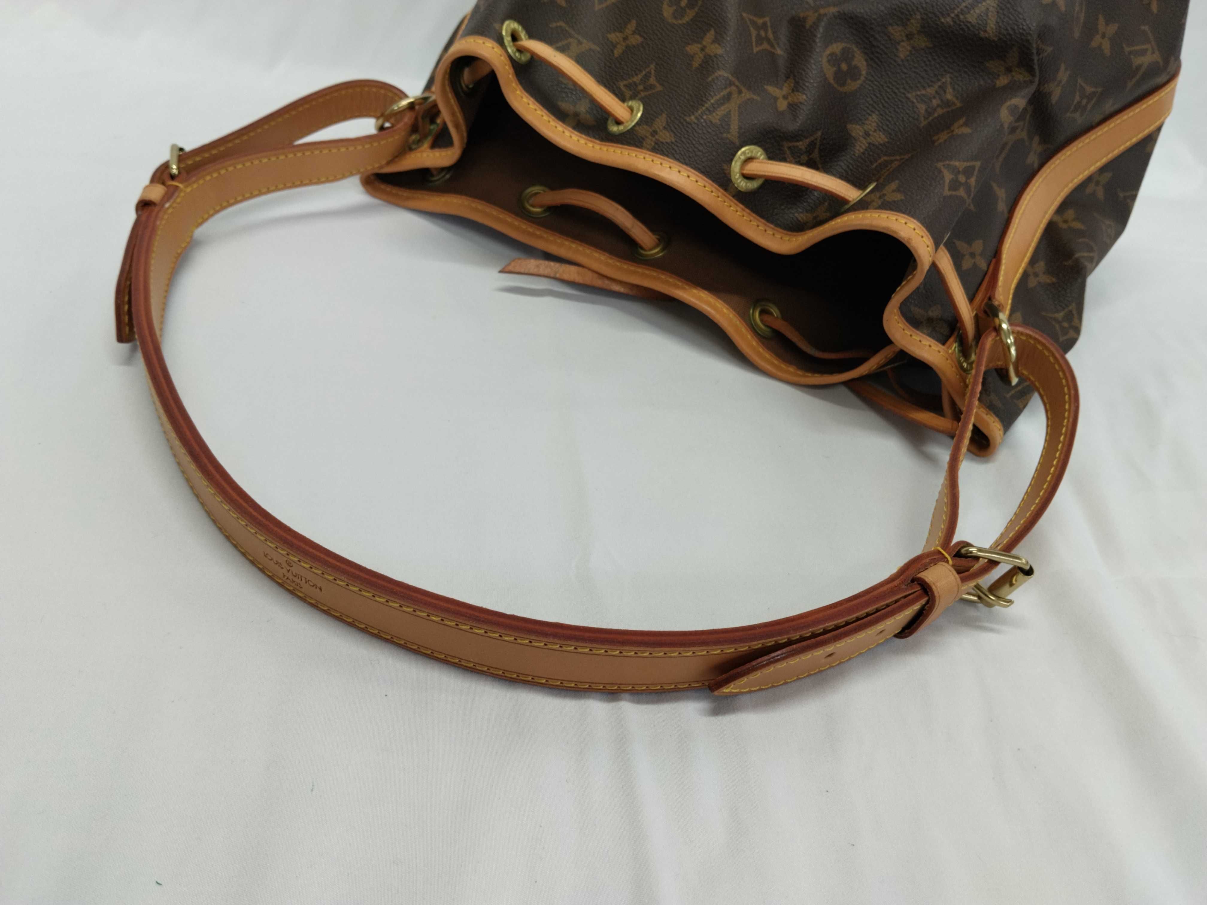 Monogram Louis Vuitton Noe Shoulder Bag — view 3