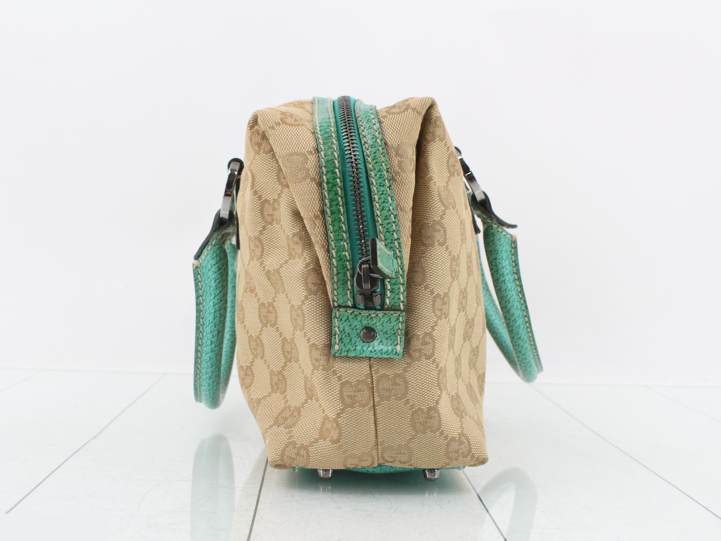 GG Canvas Green Handbag — view 4