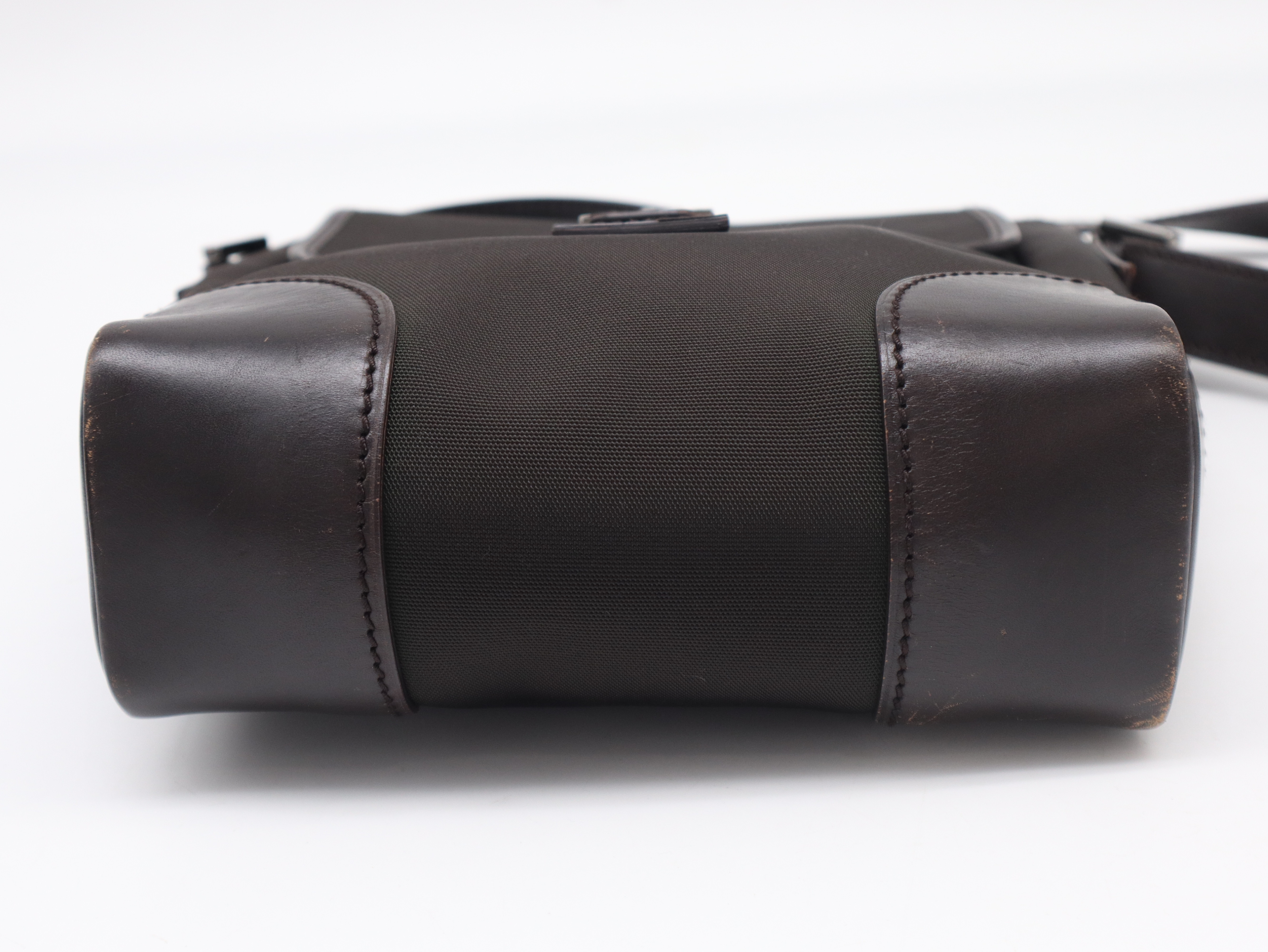 108823 Canvas Leather Shoulder Bag, Brown, with Dust Bag. — view 5