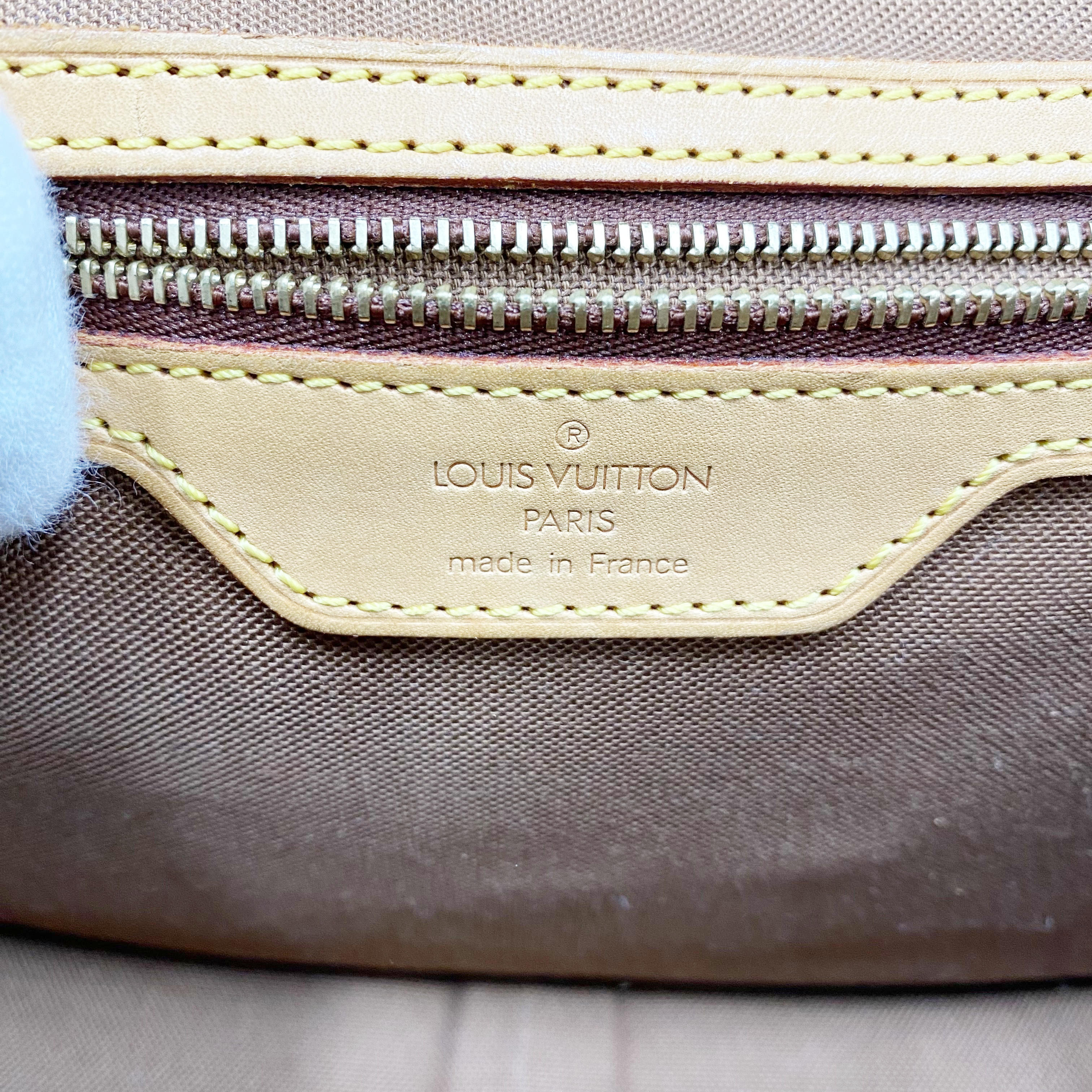 Sologne M42250 Monogram SL1001 Shoulder Bag — view 9