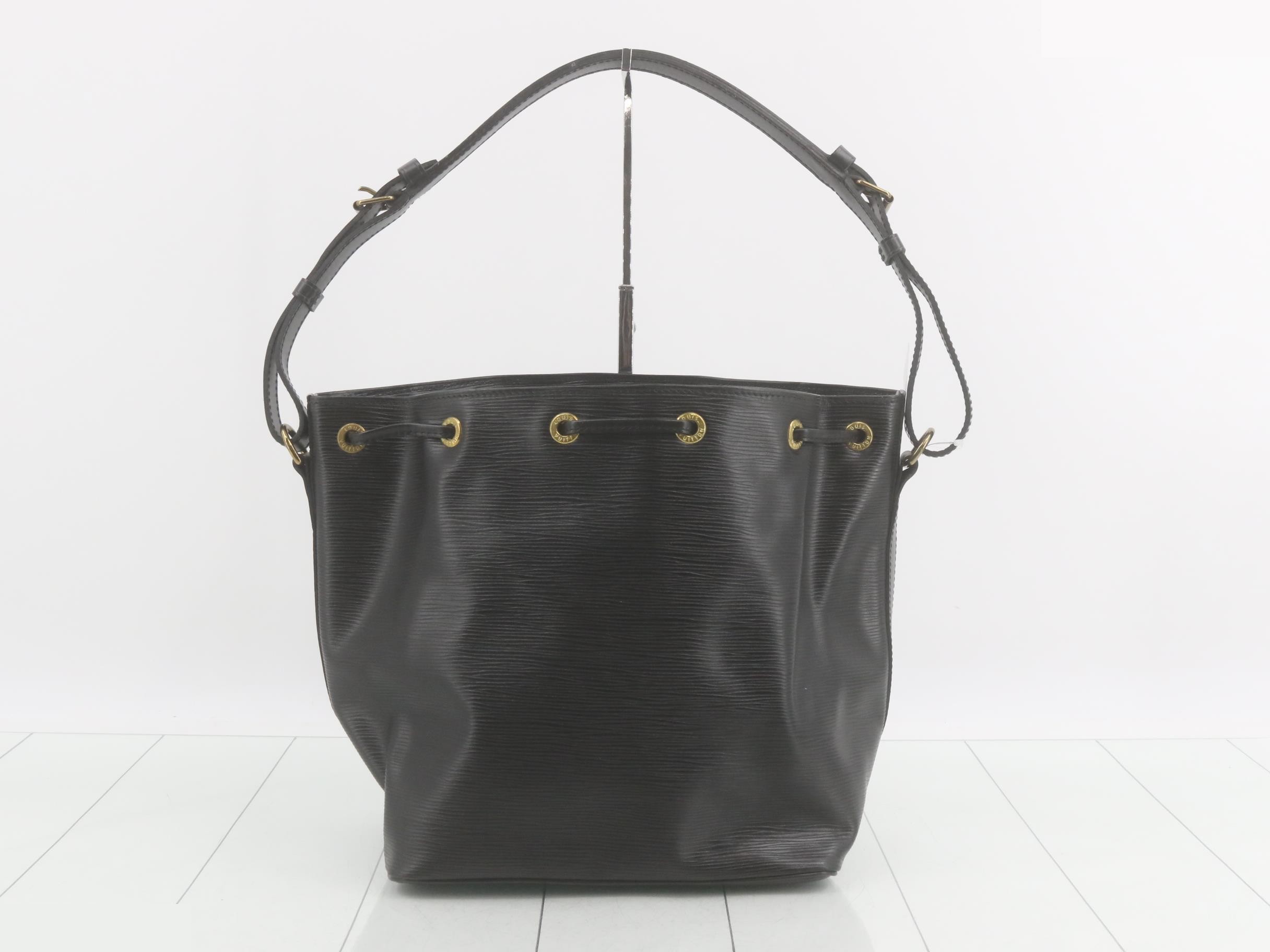 M44102 Epi Petit Noé Noir Shoulder Bag — view 2